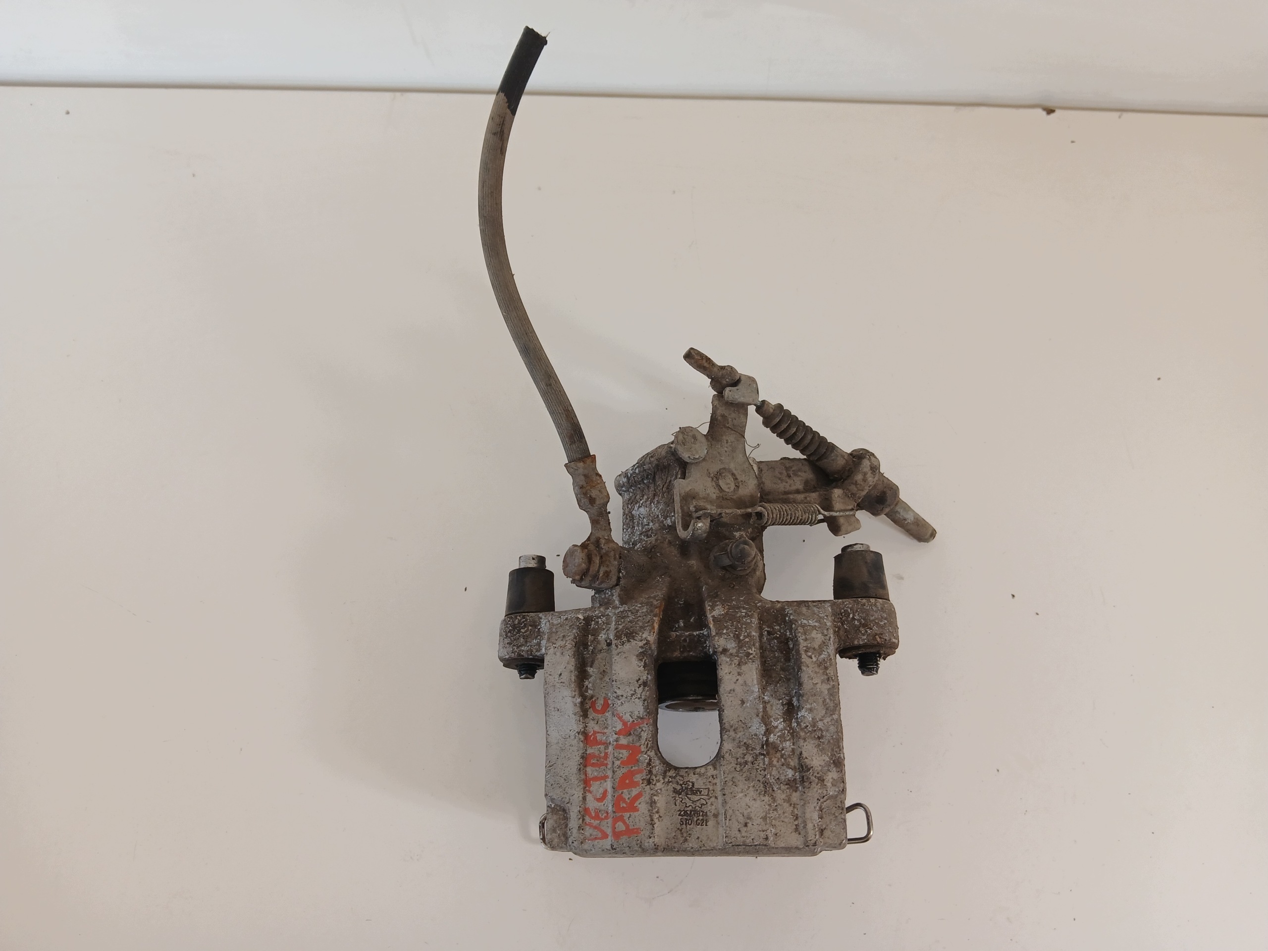 OPEL VECTRA C caliper right rear part