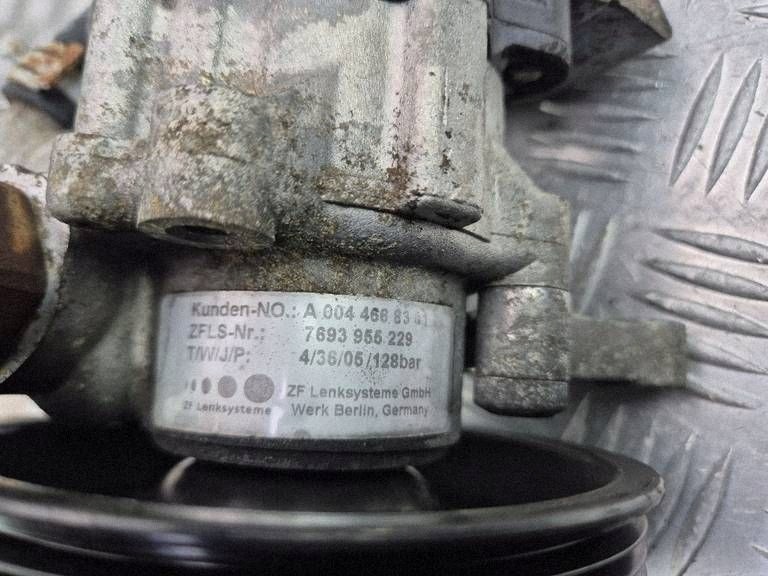 Mercedes ML280 W164 servo pump A0044668301