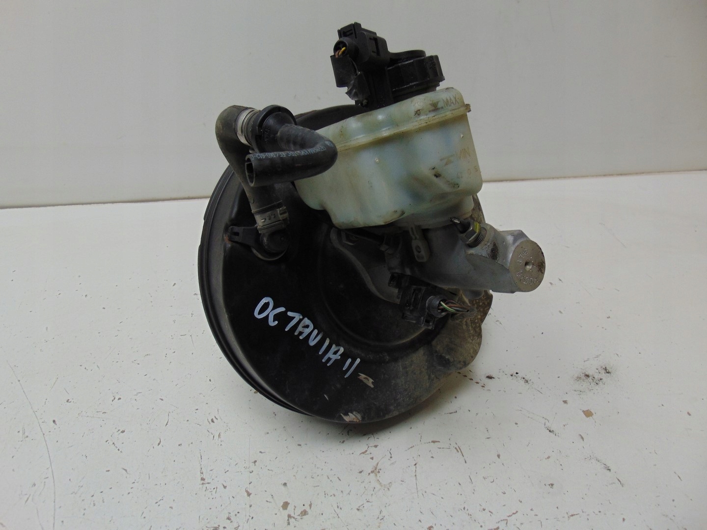 Skoda OE 1K1614105BH serwo hamulca