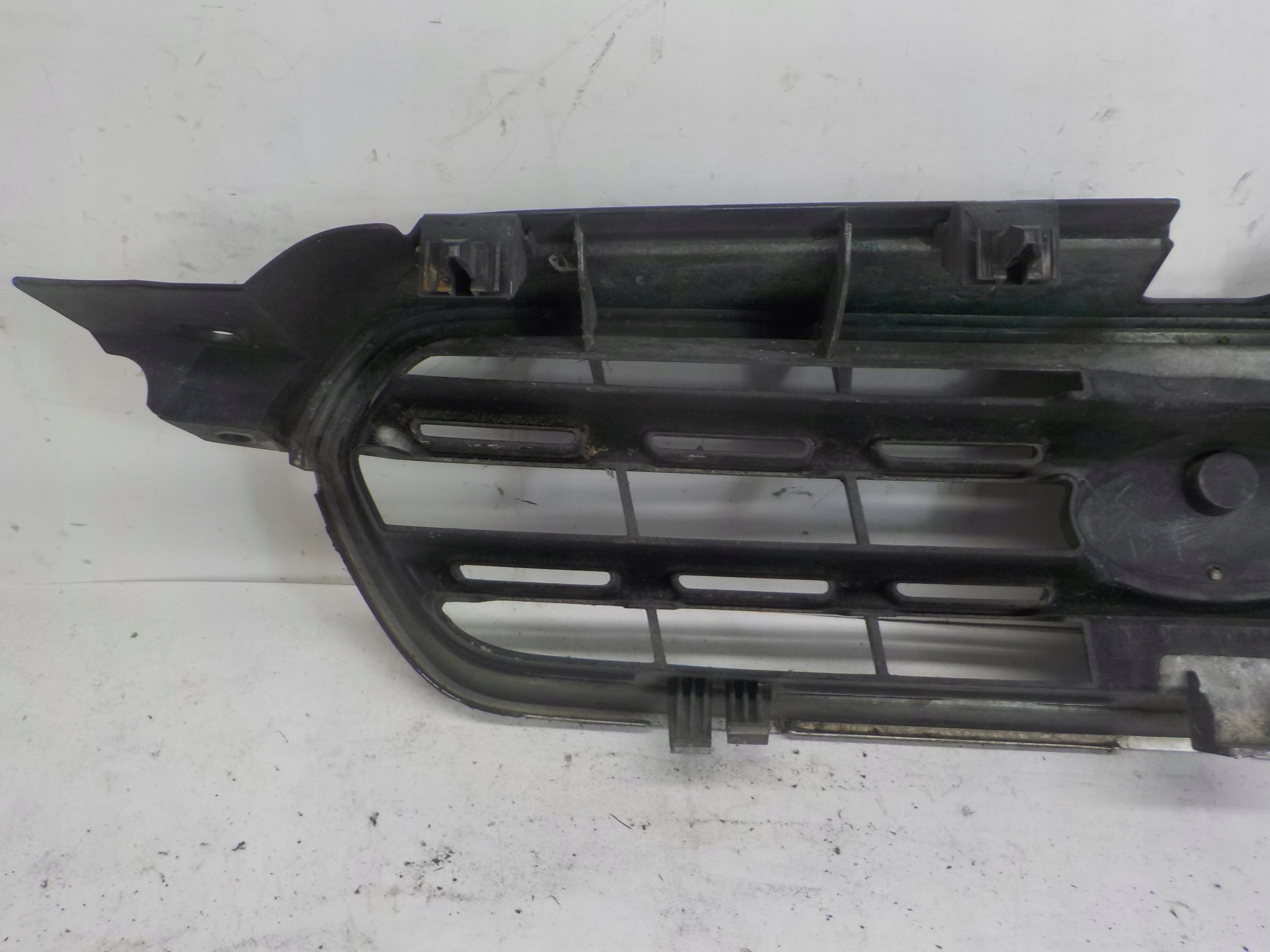 SUBARU OUTBACK III grill grille radiator