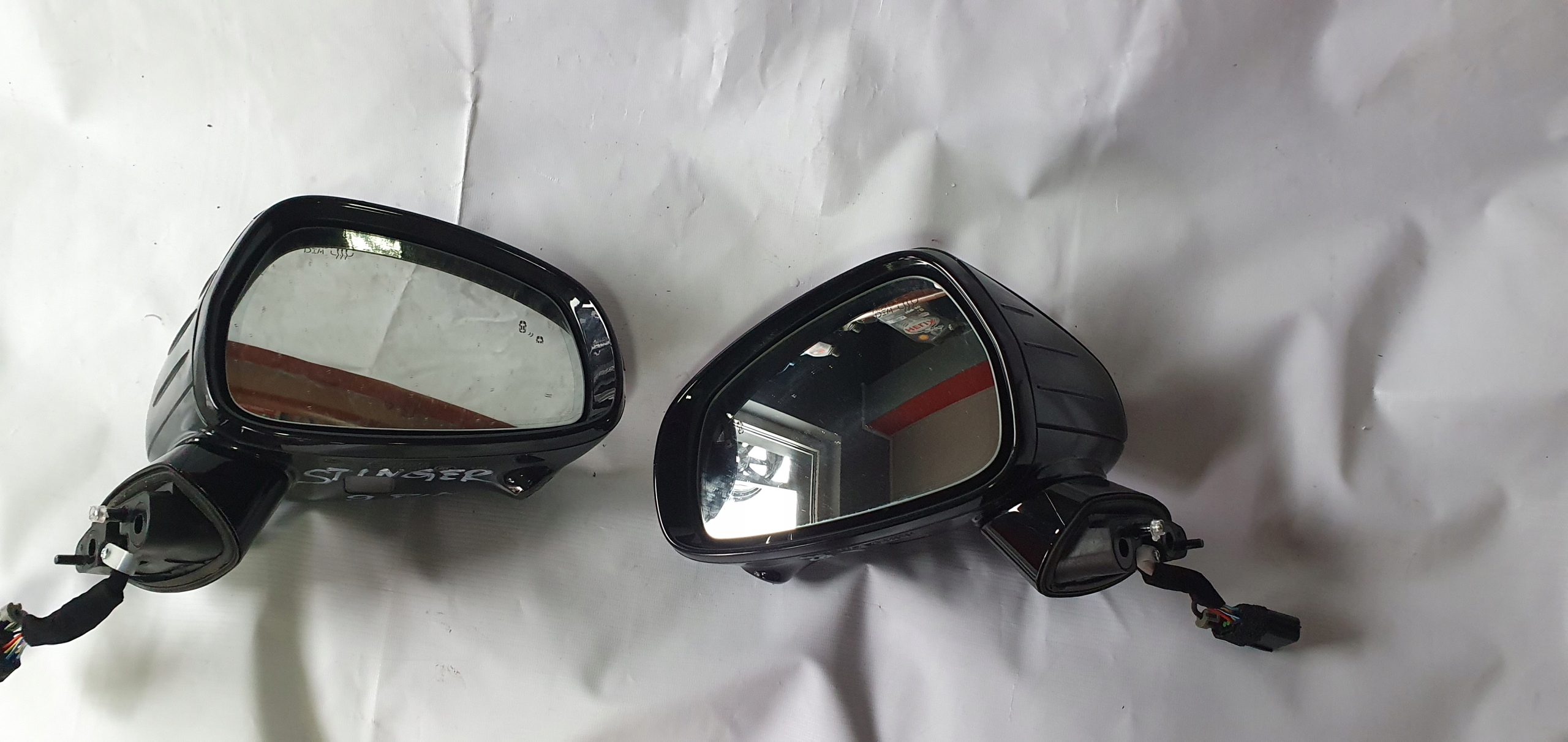 kia STINGER зеркало правое 9PIN