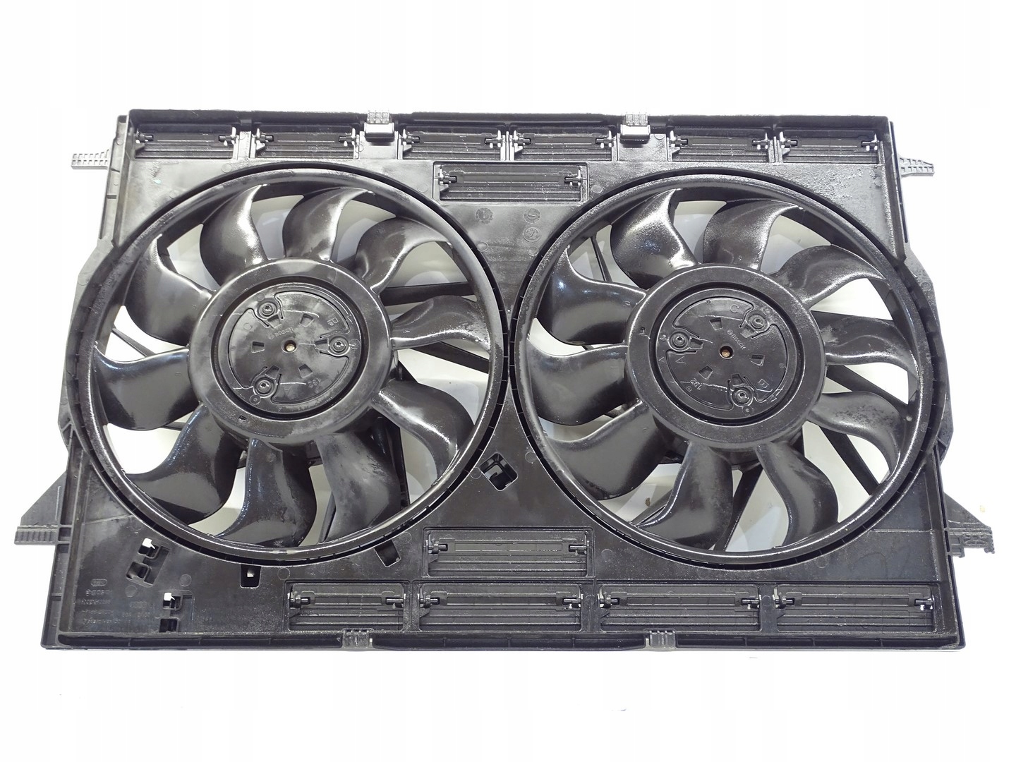 ventilátor ventylátory chladiče AUDI Q5 II 80A121003