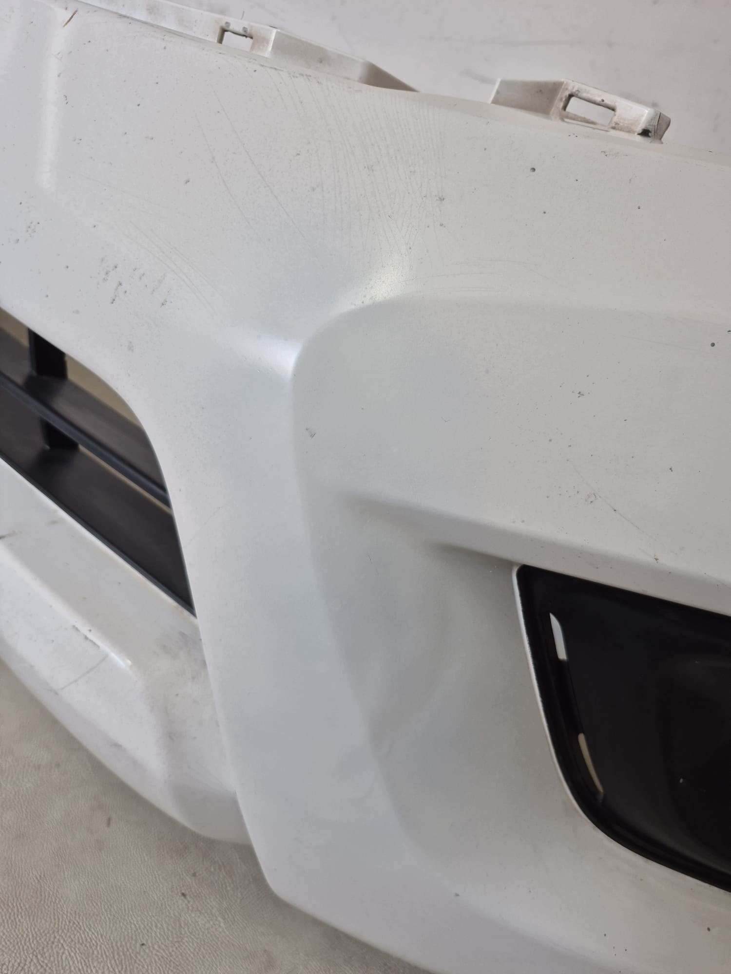 NISSAN NAVARA IV 4 14-22 nárazník předek přední