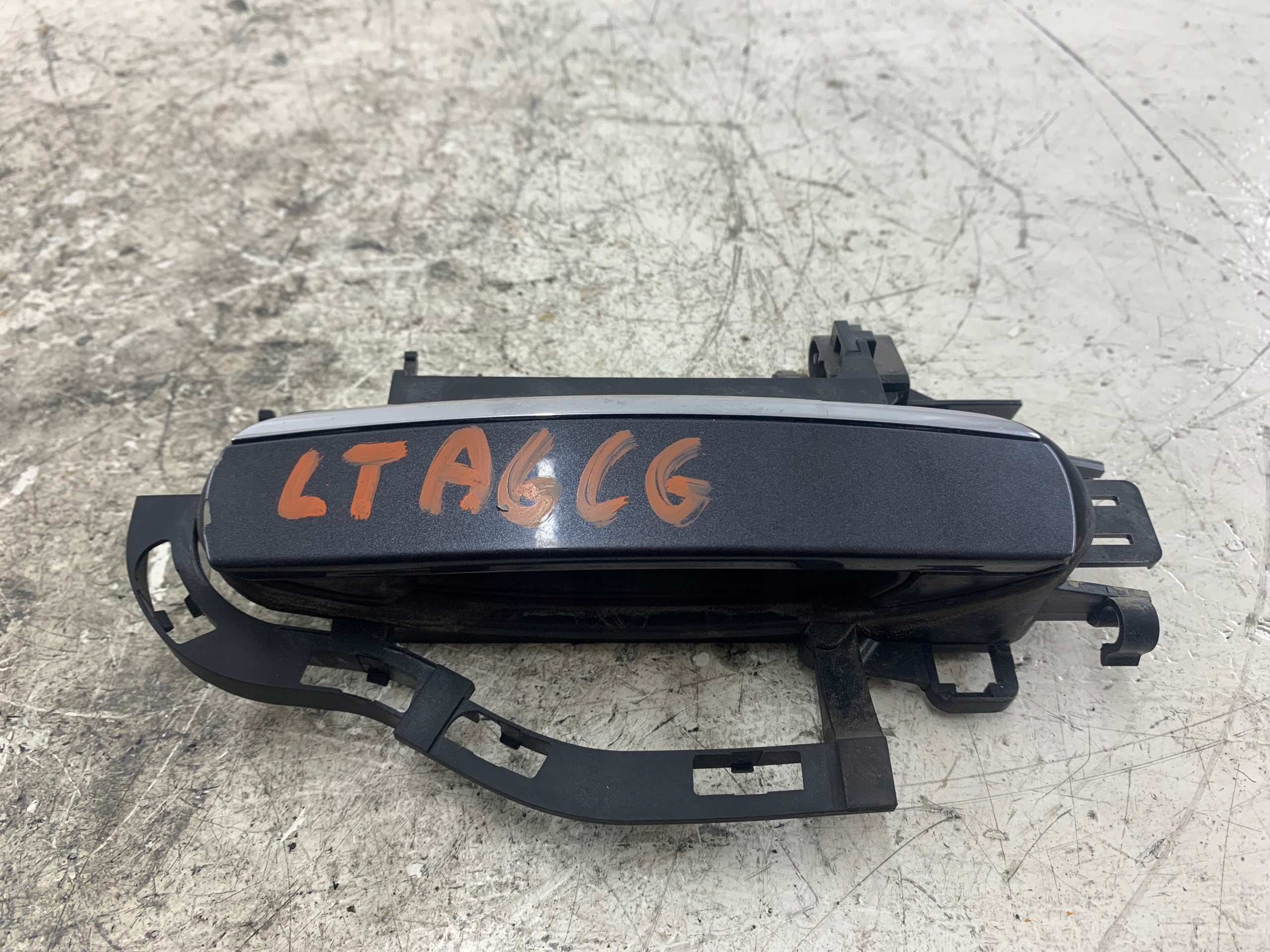 AUDI A6 C6 handle exterior left rear part