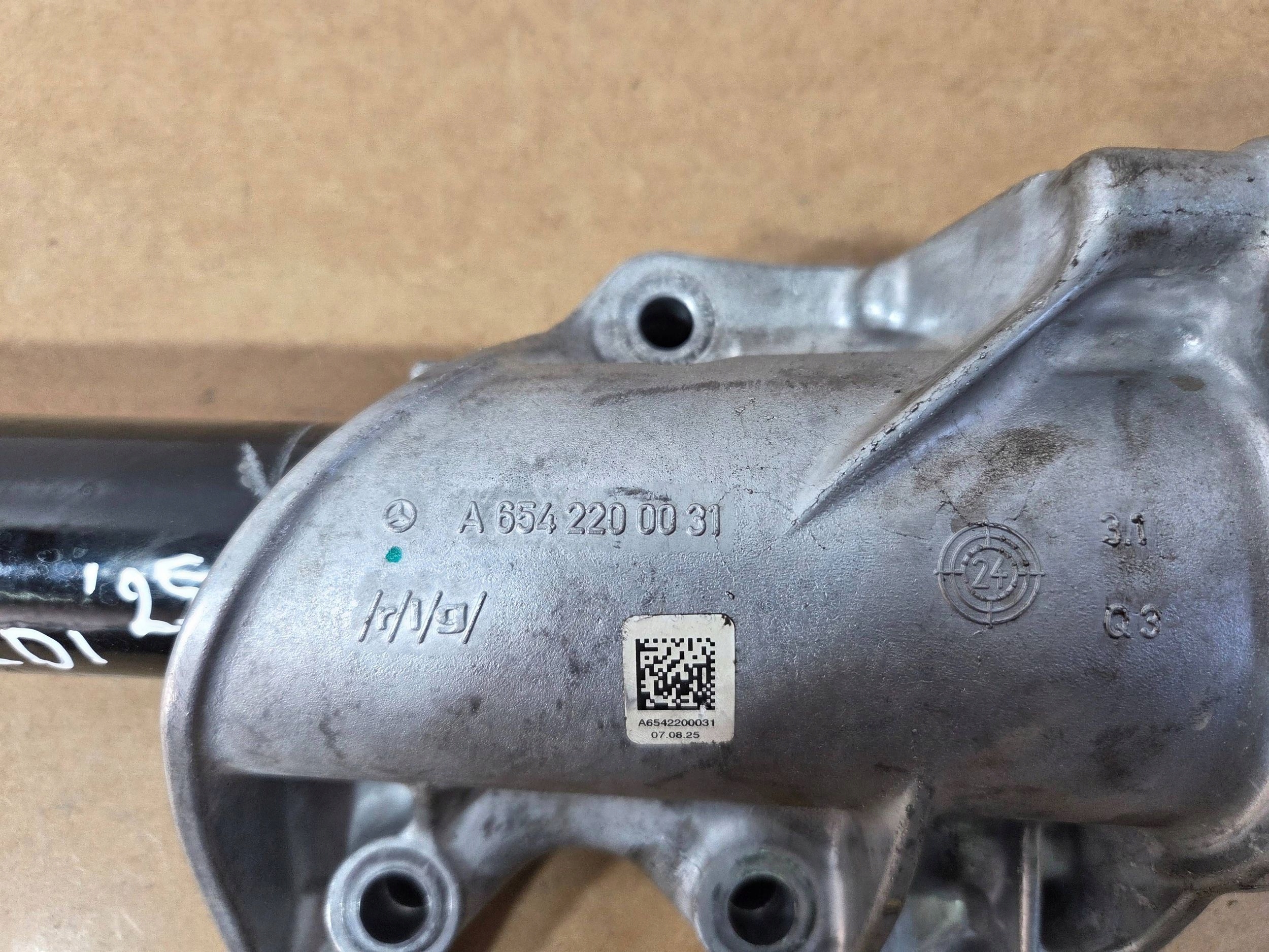 Mercedes-Benz GLA H247 semi-axis front right A1773304001 (T54)