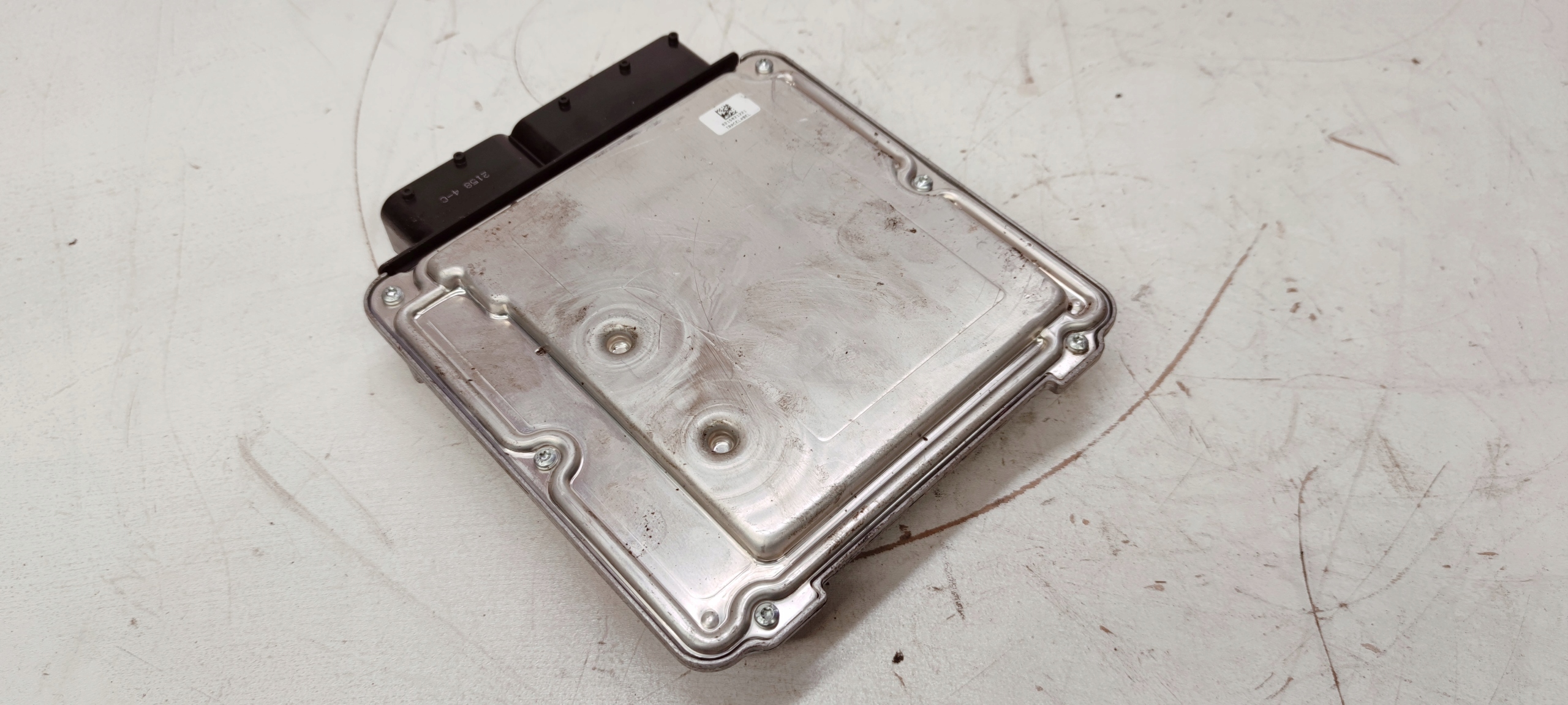 control unit of the engine AUDI A4 A5 3.0TDI CCW 8K0907401C