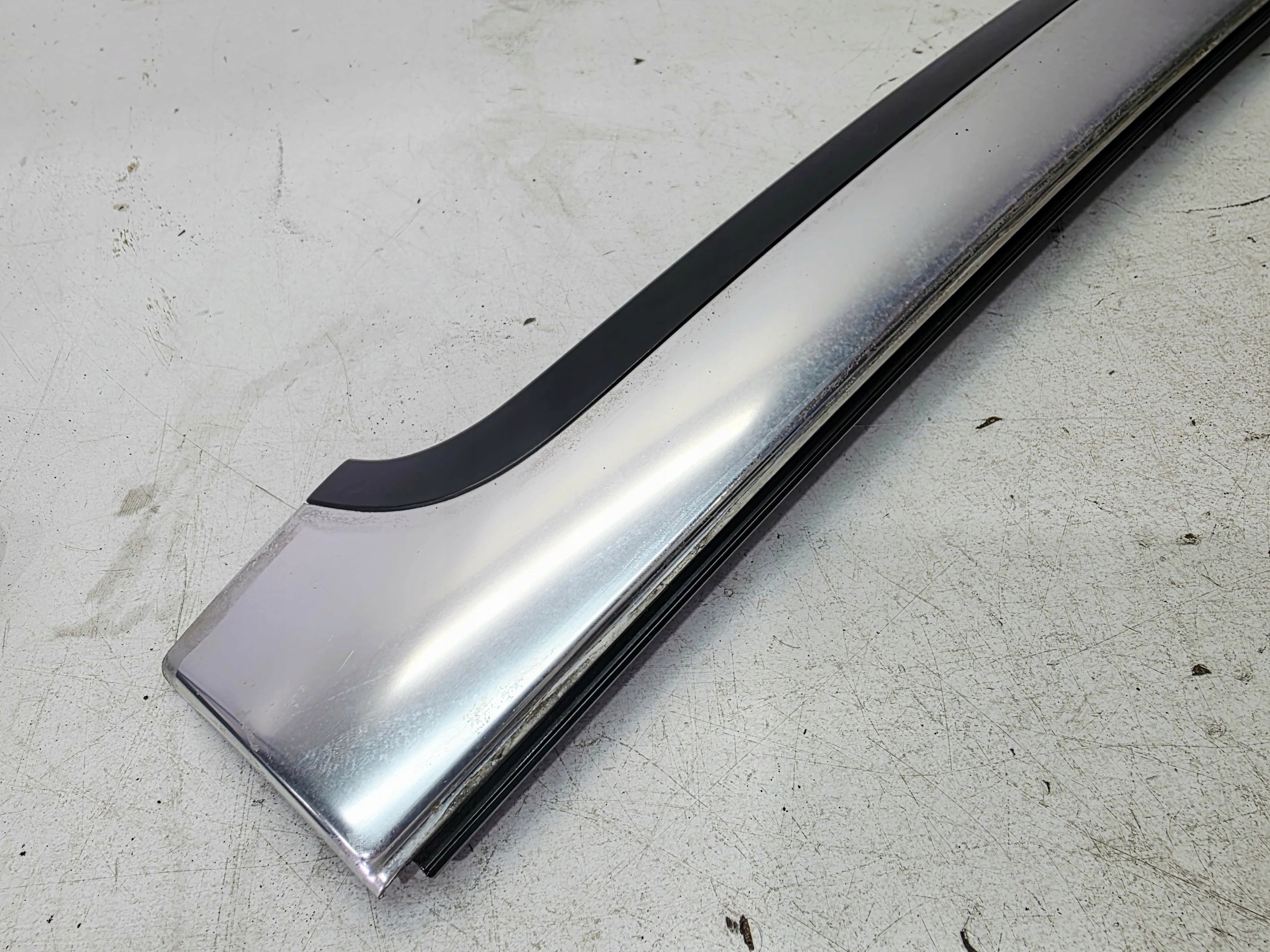 moulding CHROM windows CZOLOWEJ right AUDI A5 8F CABRIO 8F0853266A
