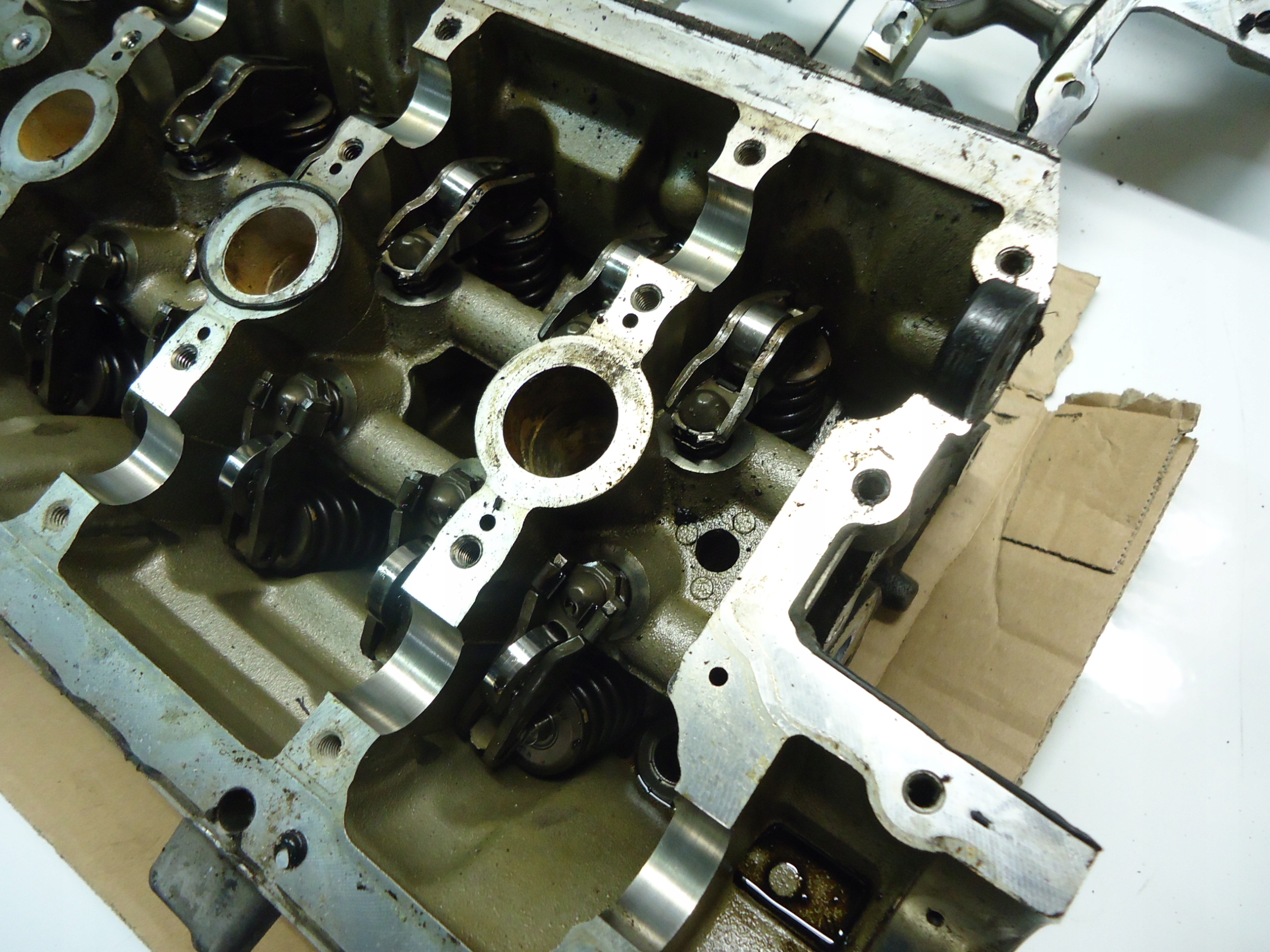 AUDI A5 3.2FSI V6 CAL head. left 06E103403A