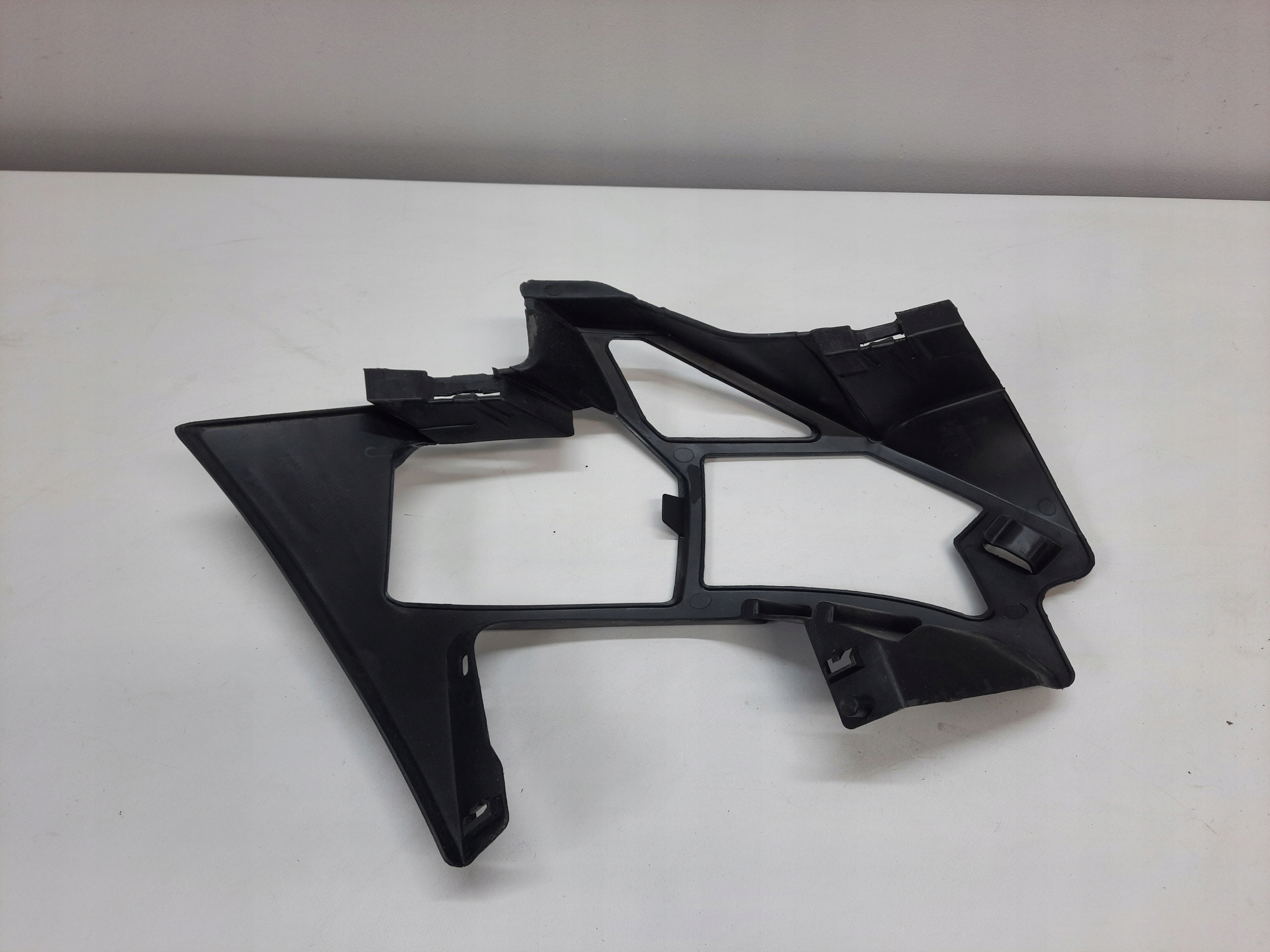 PEUGEOT 3008 5008 2 II 16- bumper bracket left front original