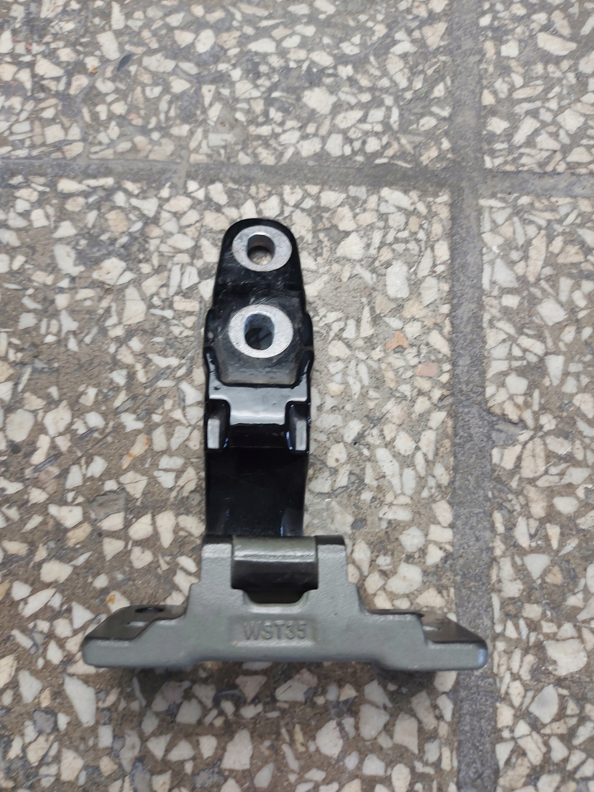 hinge bonnet boot R right rear part MERCEDES W205 KOMBI OE