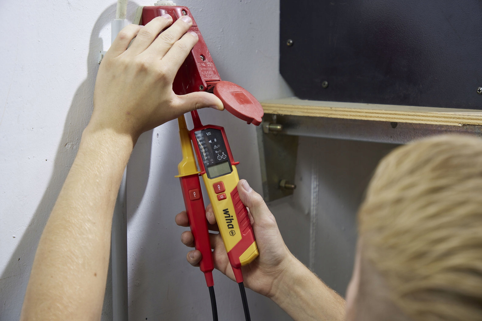 WIHA 45217 TESTER NAPIĘCIA 0,5-1000V AC, CAT IV Rodzaj próbnik