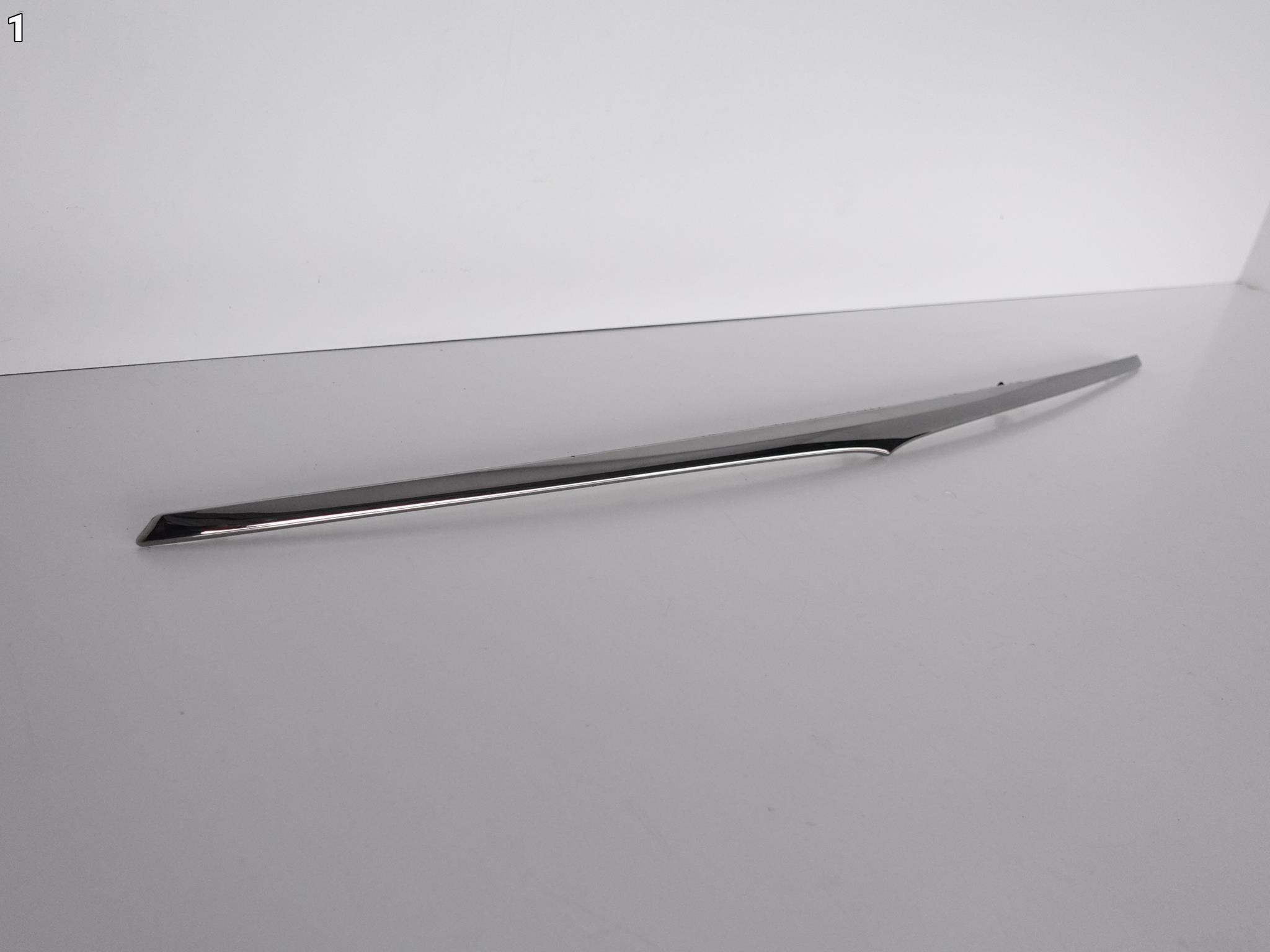 MASERATI GHIBLI 13- CHROM moulding bonnet rear part