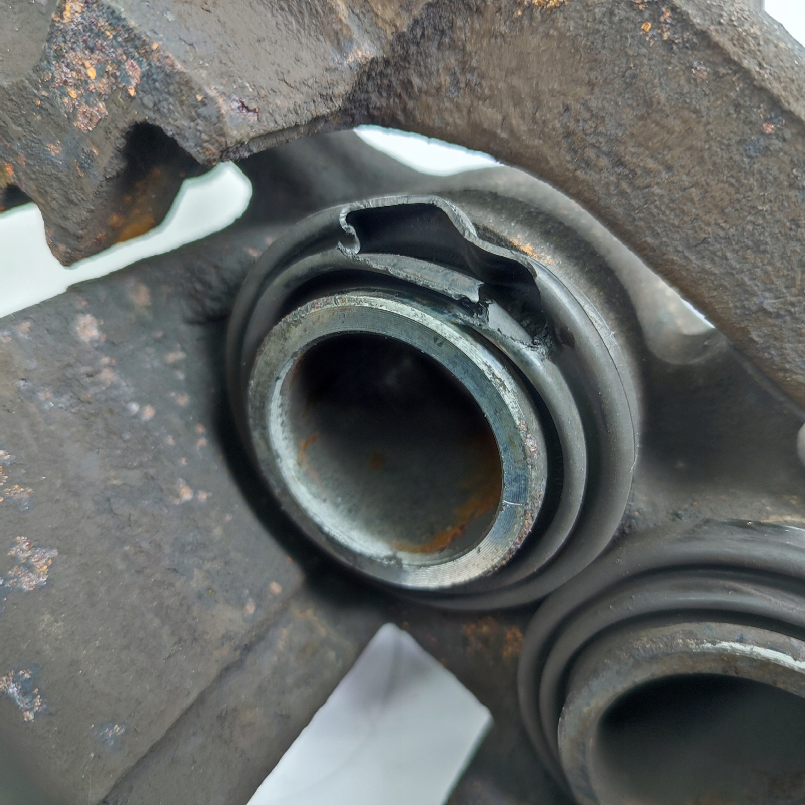 caliper brake front left front RENAULT TRAFIC OPEL VIVARO
