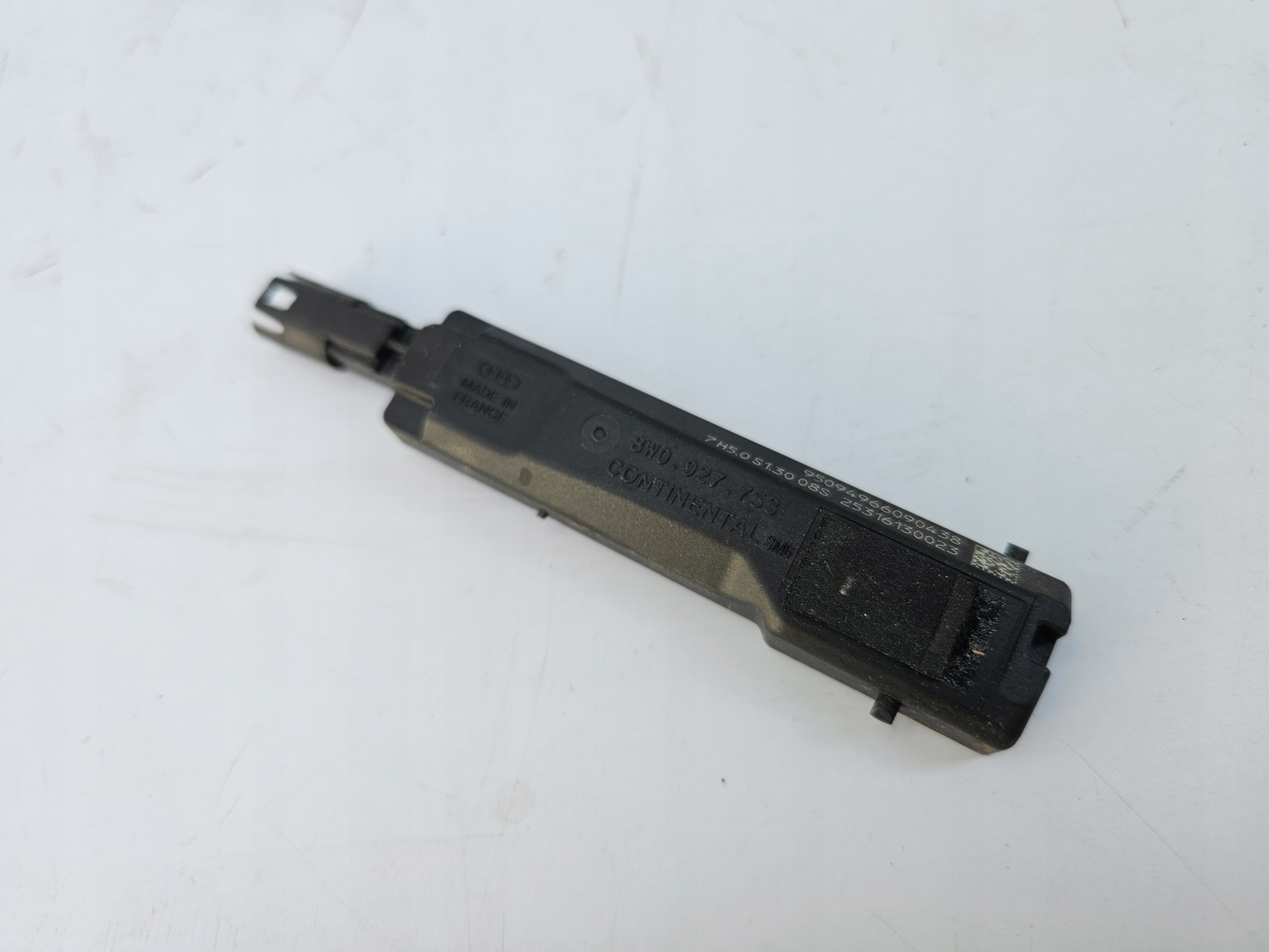 CZUJNIK KEYLESS-GO KEY LESS GO KLAMKI AUDI A4 B9 8W LEWY PRZÓD TYŁ