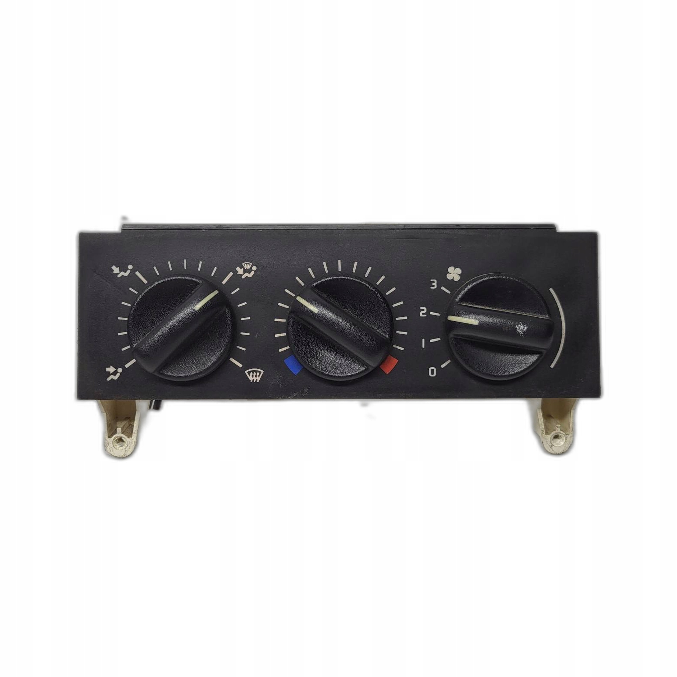 Panel Bouton Bouches buses Renault MASTER II 2.8 HDI 133761F