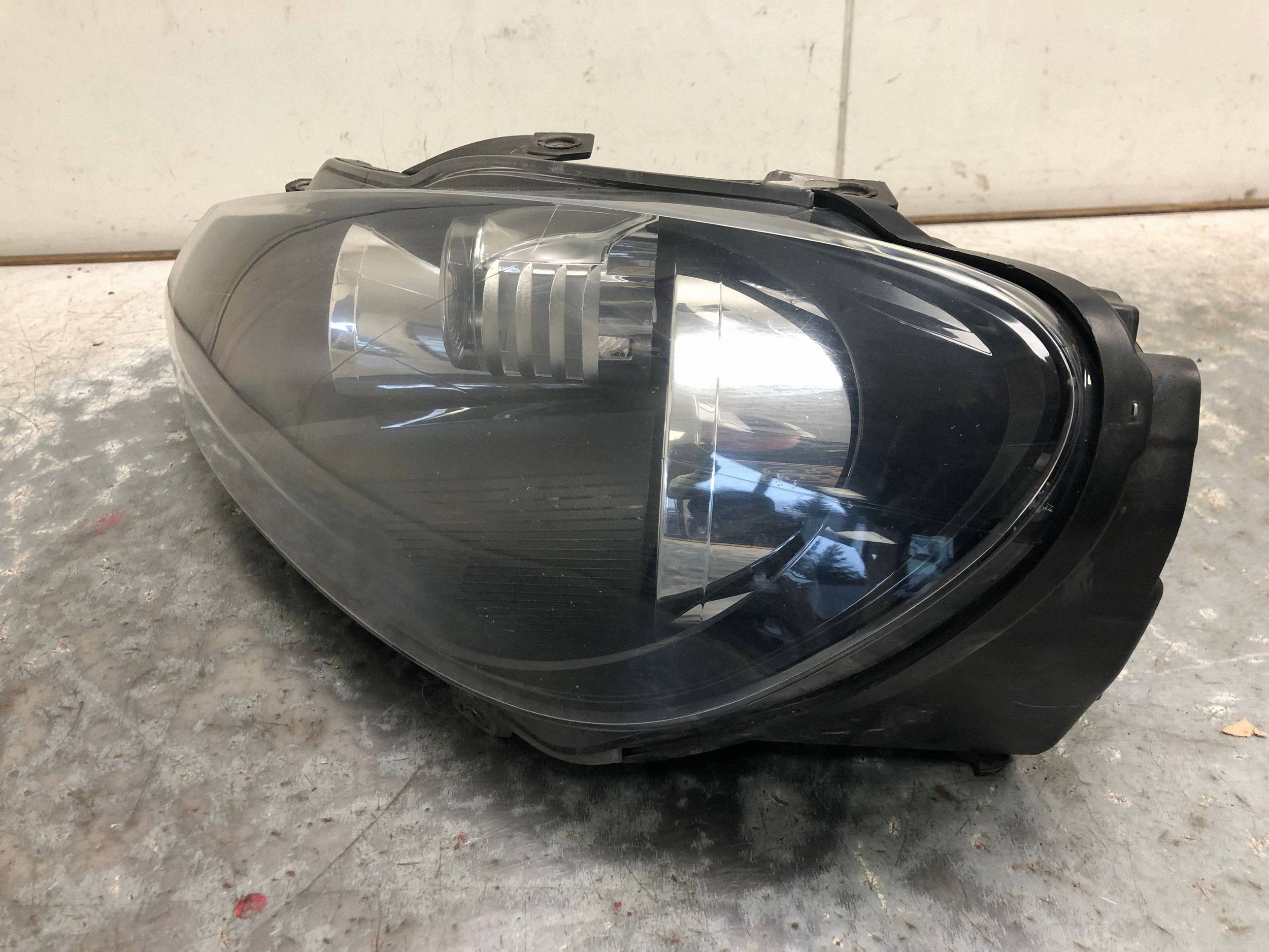 light left front VW GOLF VI KOMBI 254257-01