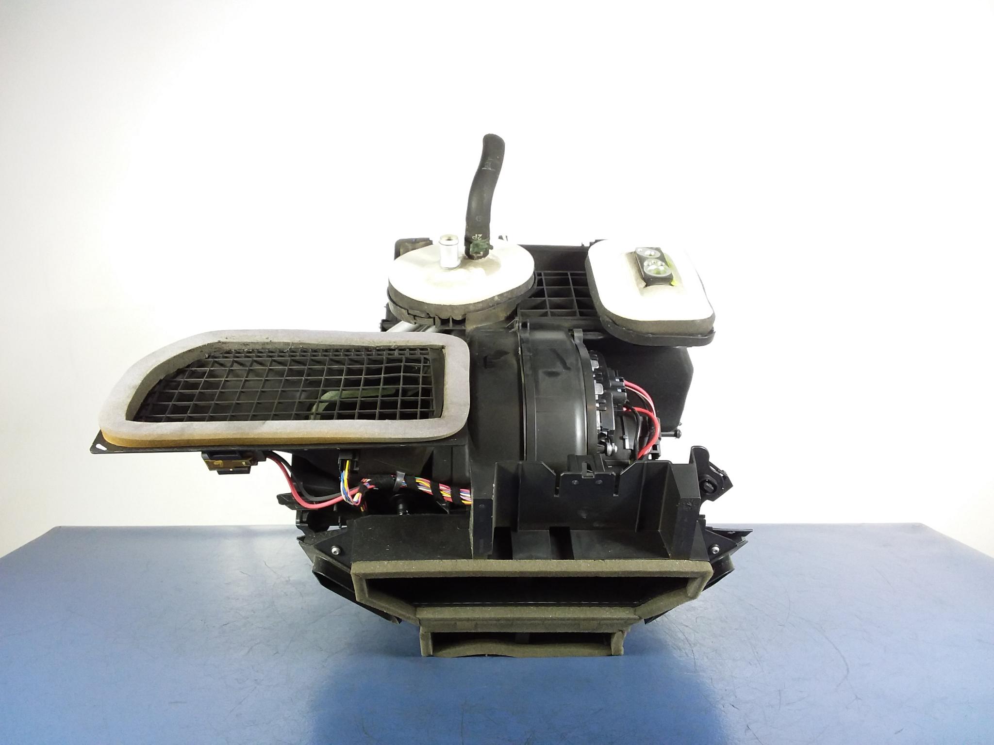 RENAULT SCENIC IV НАГРІВАЧ ПОВІТРОДУВКА 272705673R