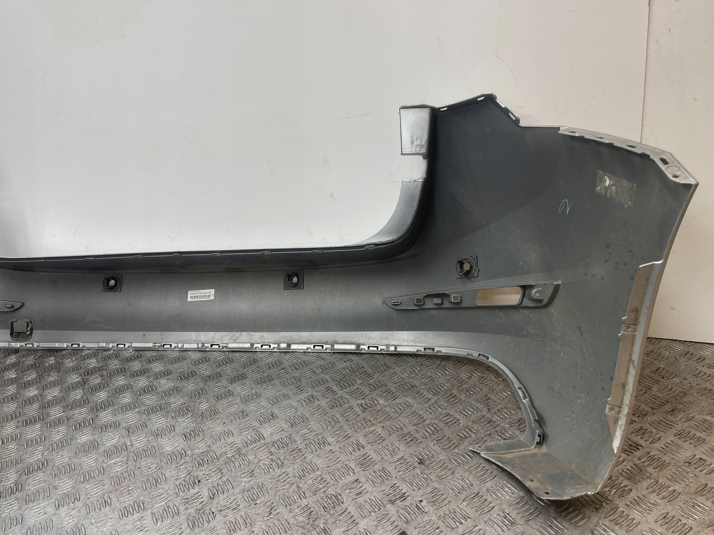 lökhárító far hátsó Skoda Scala 657 PDC