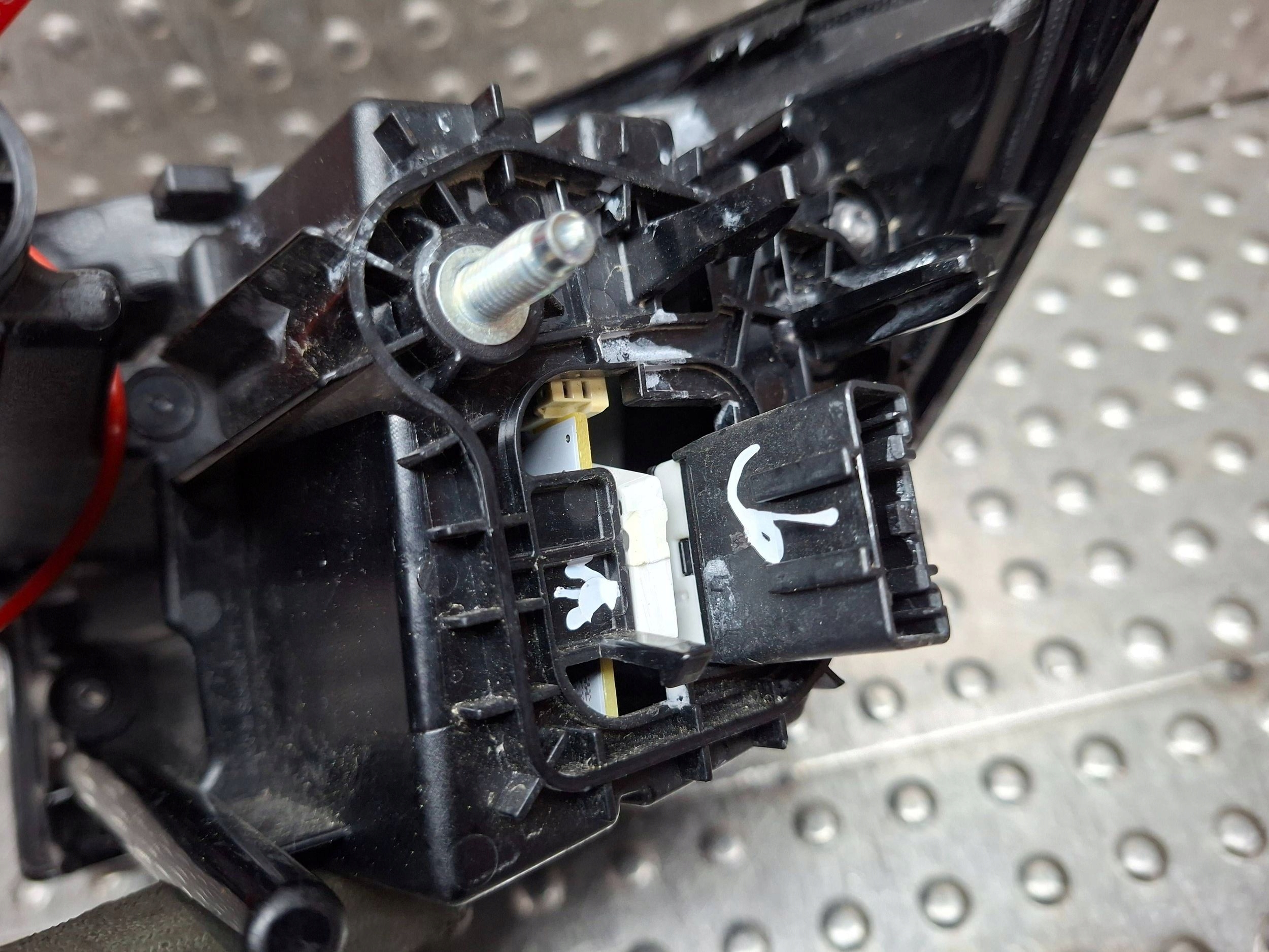 light left rear part LED 9833721880 OPEL MOKKA B 2020