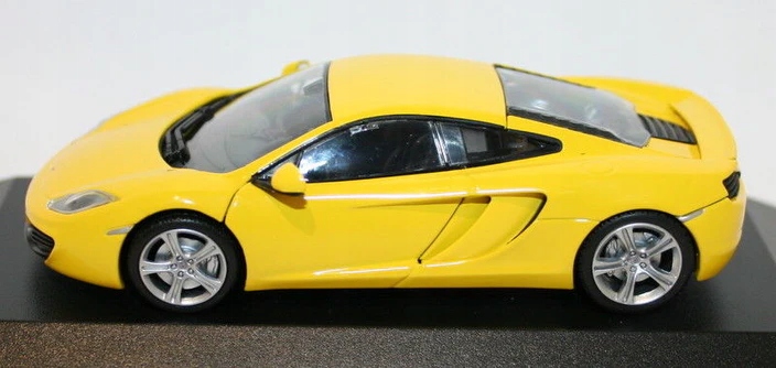 McLaren 12C 2011 Yellow 1:43 Maxichamps 940133020