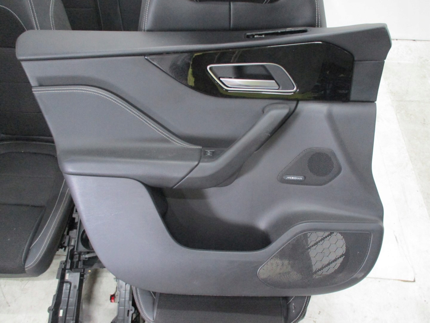 seats upholstery pol leather JAGUAR F PACE