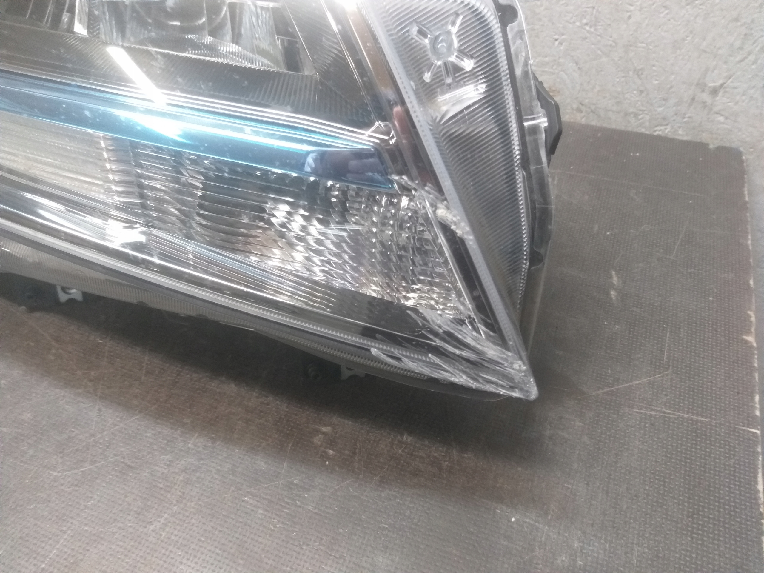 light front right SUZUKI VITARA III 3 LIFT 18- FULL LED 100 7R016