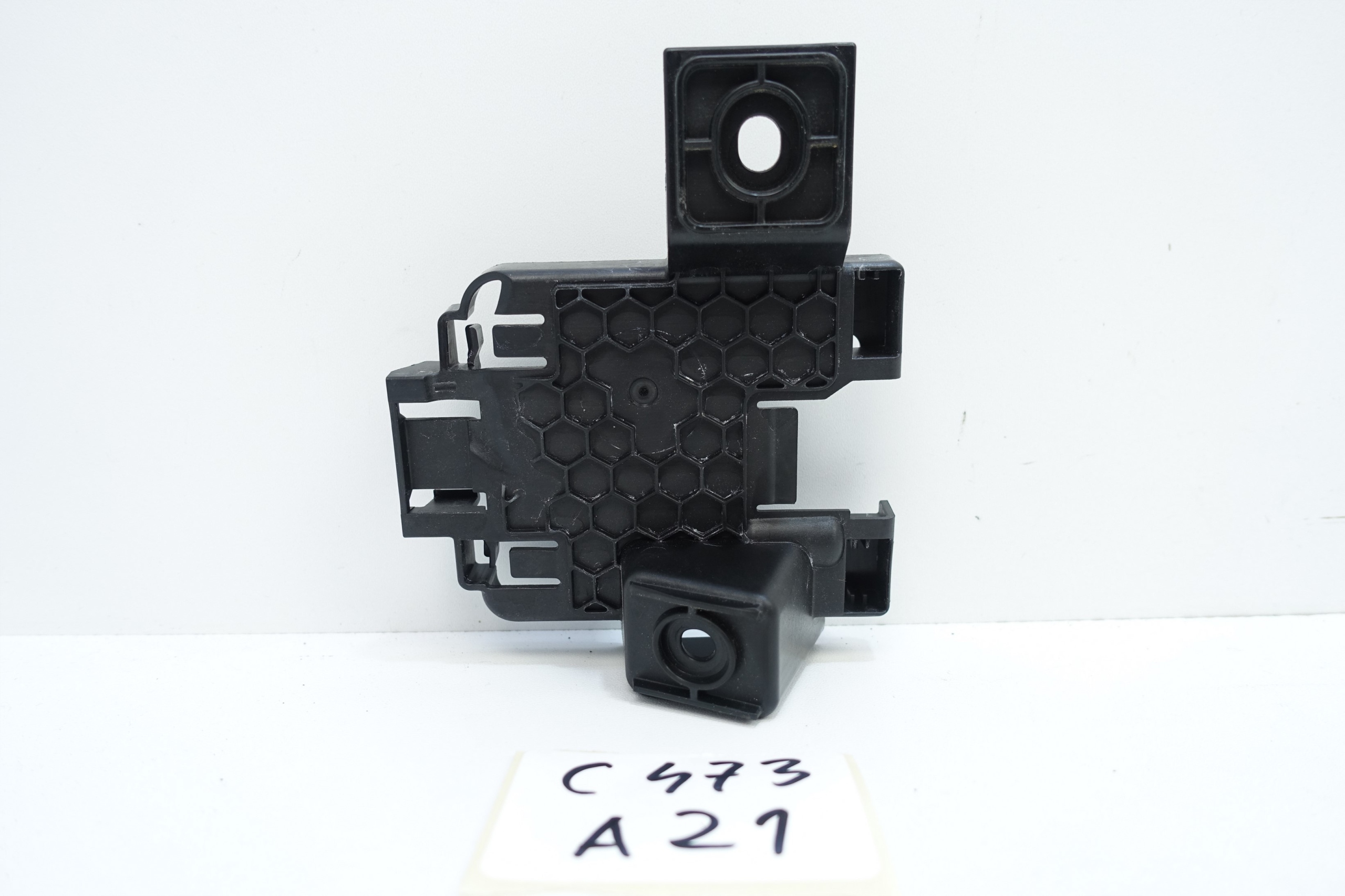 holder RADARU AUDI Q4 left rear part 89A907461