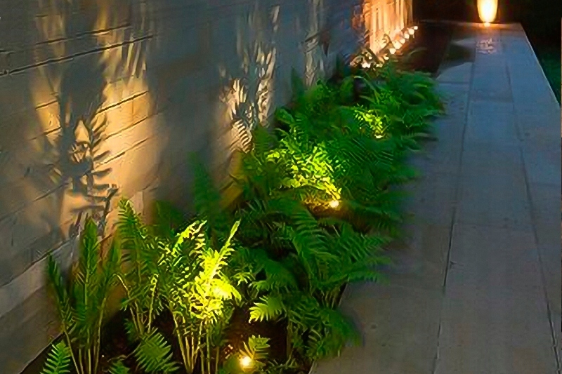 KOLOROWA ŻARÓWKA LED E14 RGB KOLORY CIENKI CHUDY GWINT RGB + W PILOT CIEPŁA Rodzaj LED