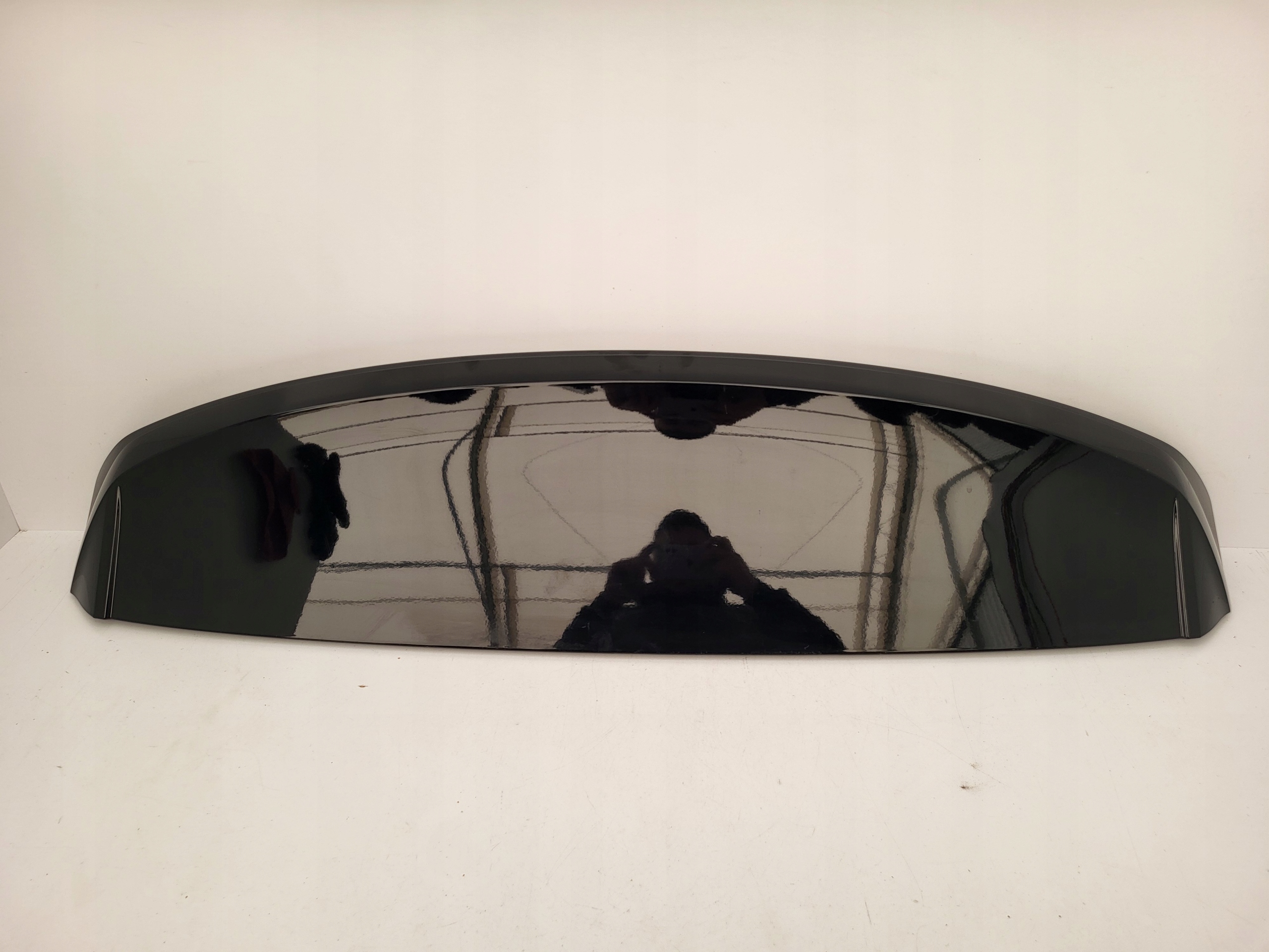 СПОЙЛЕР КРИЛО-ОБДУВА КРИШКИ VW T ROC T-ROC 2GAga827933