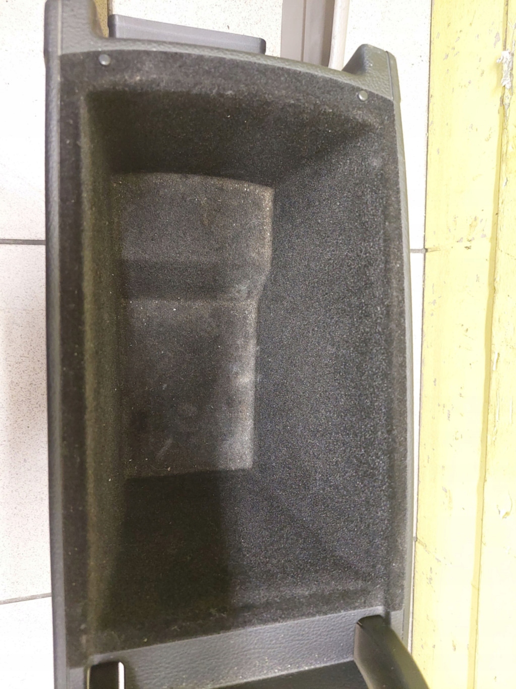 VW PASSAT B6 KOMBI bracciolo 3C1863241