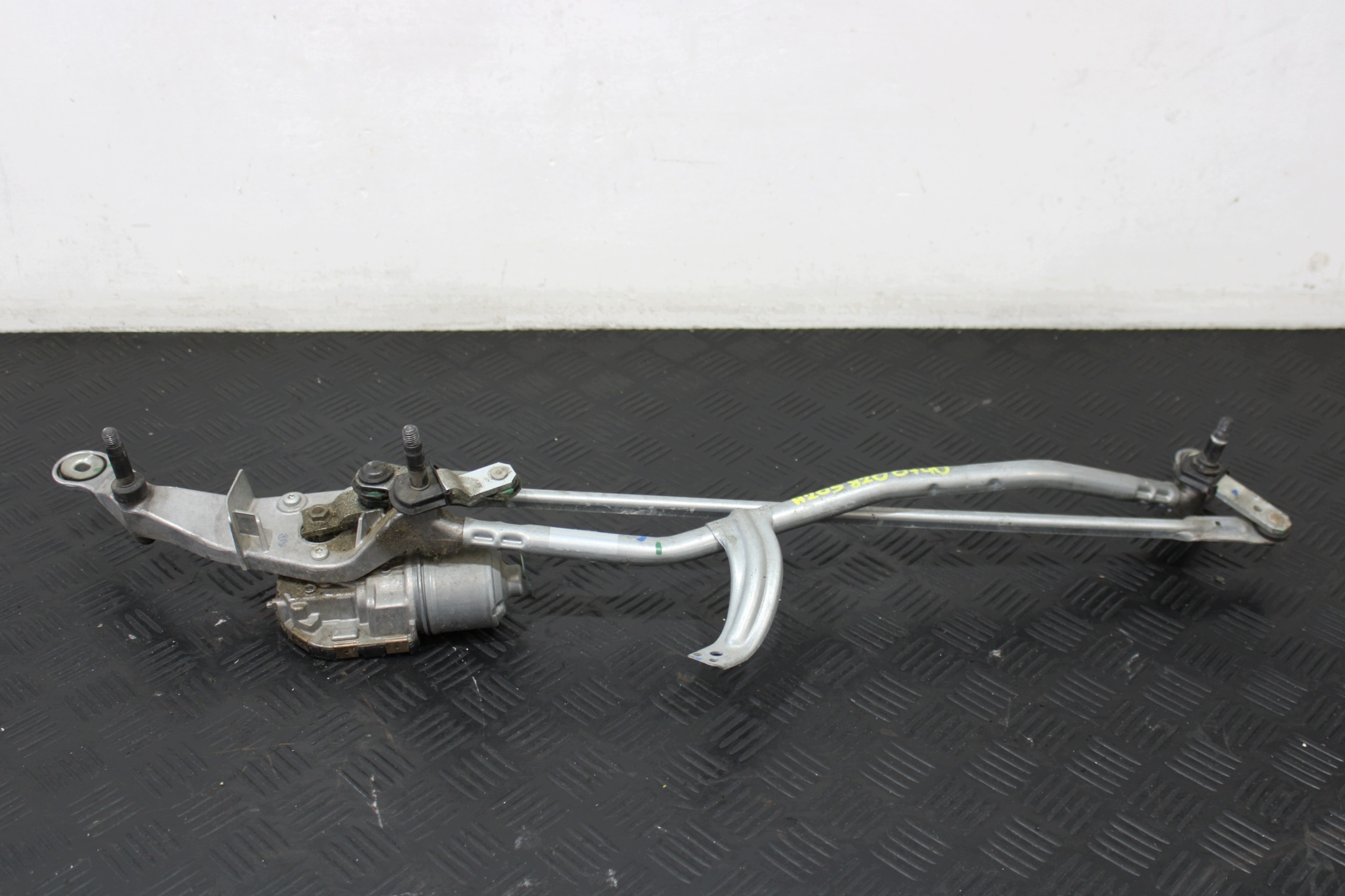 wiper mechanism A2058200740 MERCEDES C-class W205