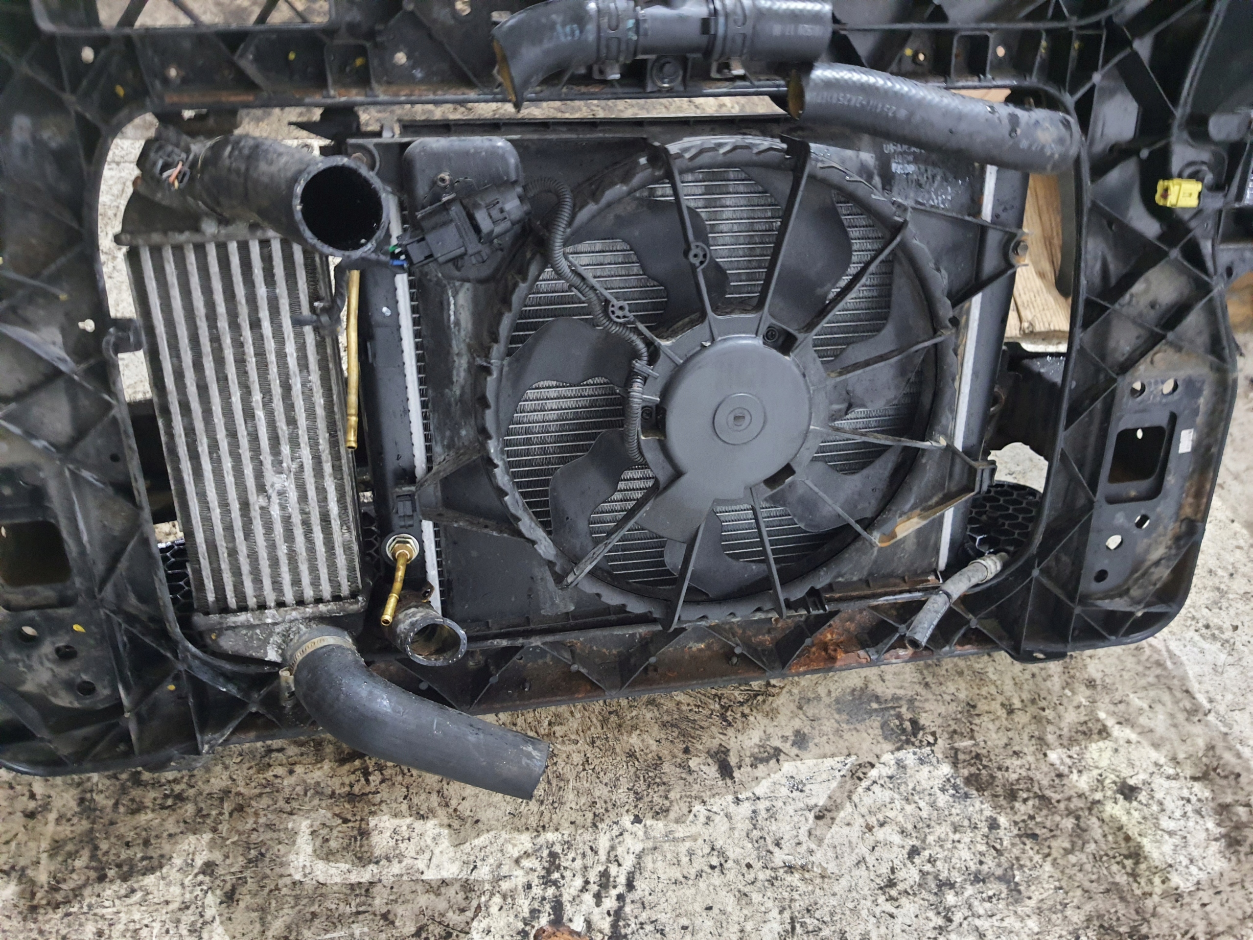 KIA SOUL and 08-11 support panel for radiators CRDI AUTOMAT