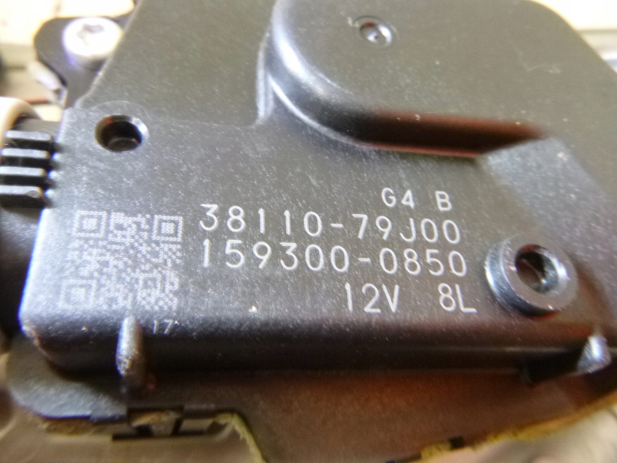 wiper mechanism front SUZUKI SX4 38110-79J00 2009r.