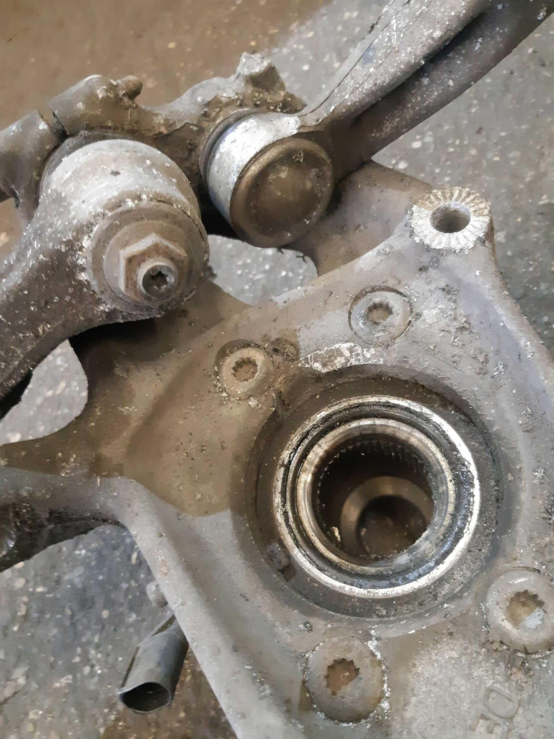 AUDI A6 C7 swing left front left front of the arm 4G0407241D