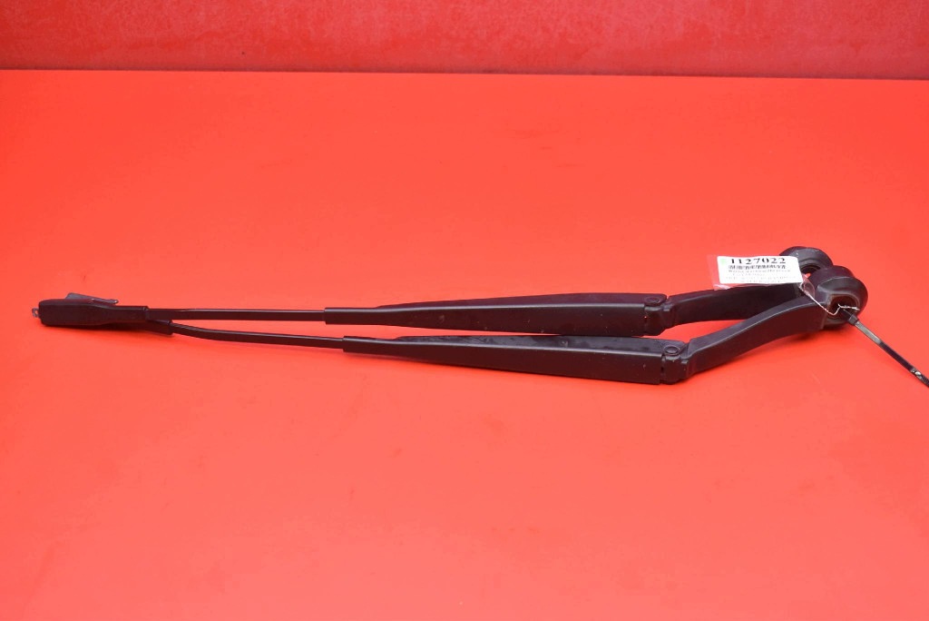 wiper arm front EU DS73-17B589-AD FORD MONDEO MK5 14-20