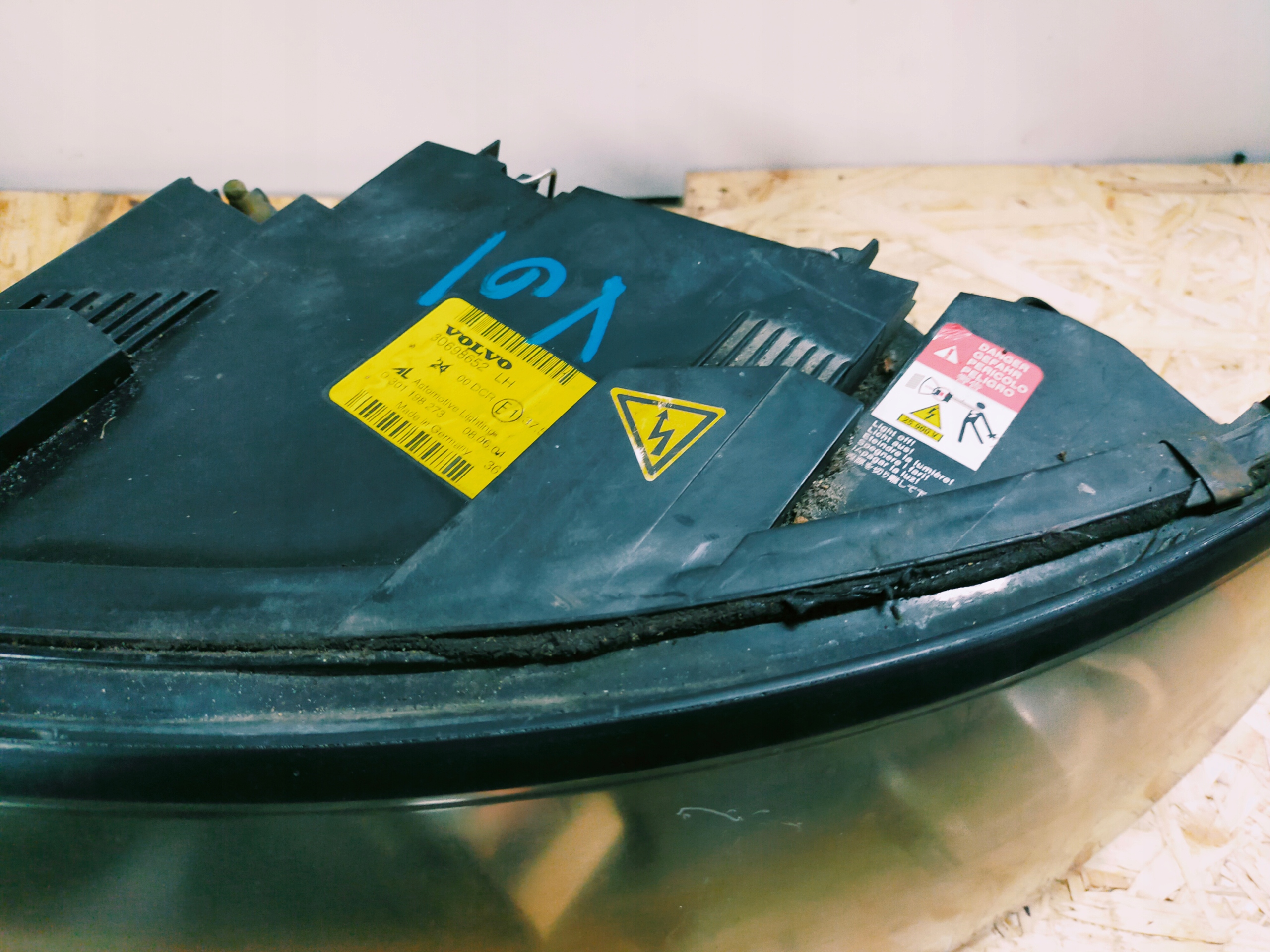30698652 Volvo S40 V50 XENON front light left left front