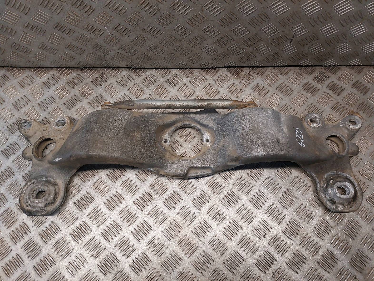 Supporto cambio ingranaggi AUTOMAT AUDI A4 B6 1.9 TDI 8E0399263AG