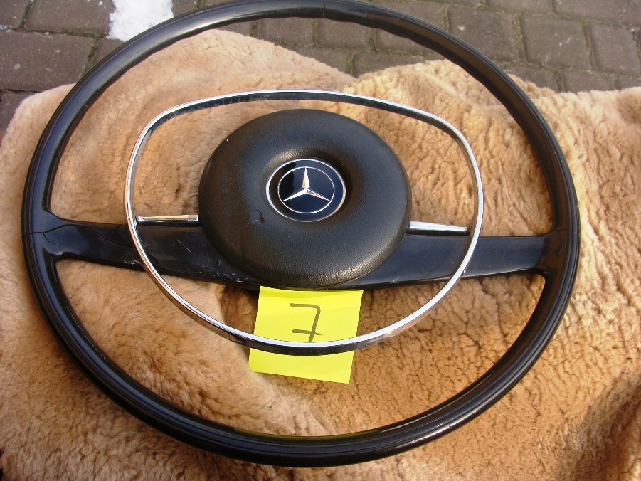 Руль MERCEDES W114 в 115 раритет.