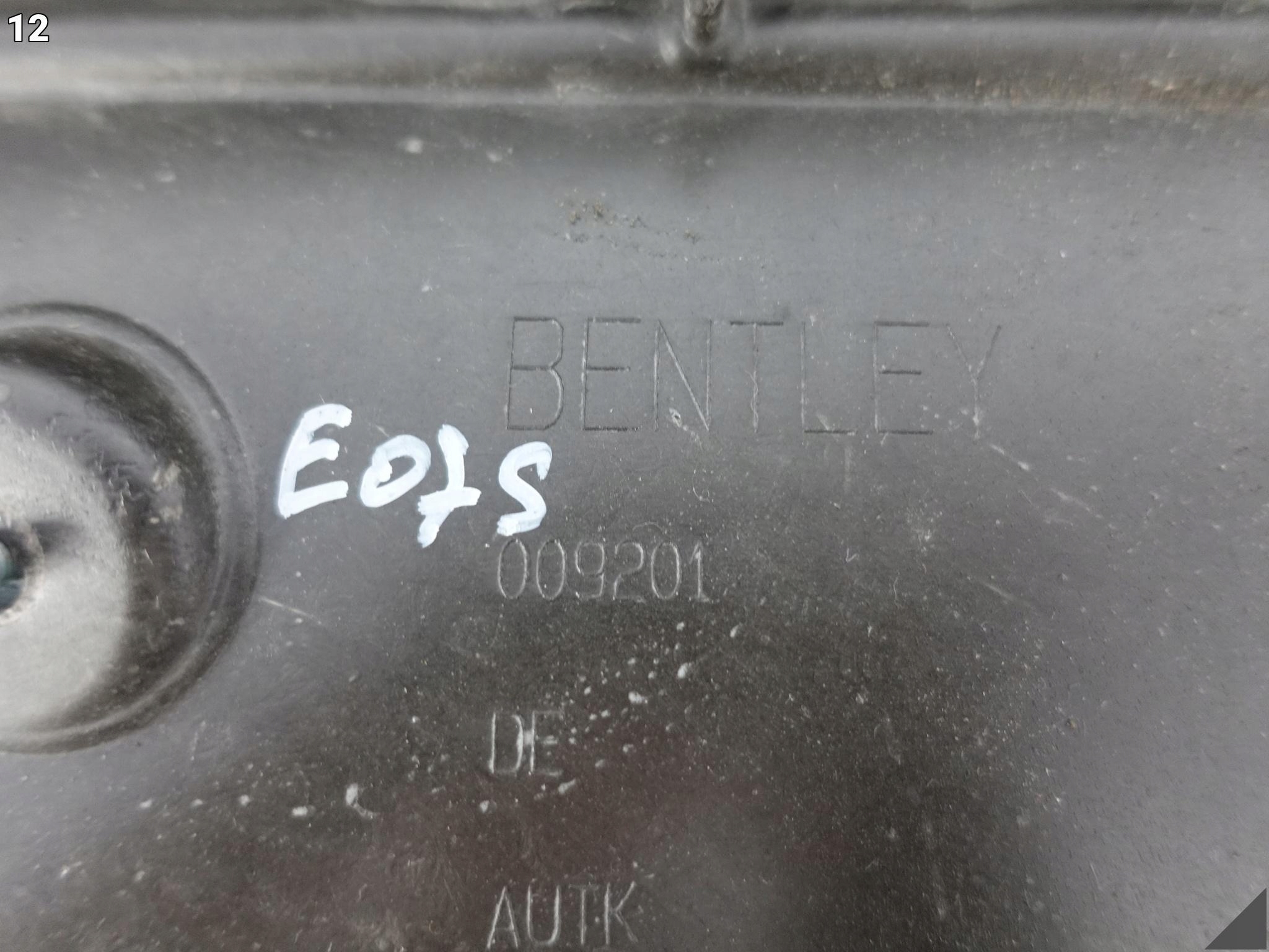 BENTLEY CONTINENTAL FLYING SPUR 3W5 06-12 upholstery side door front L UK