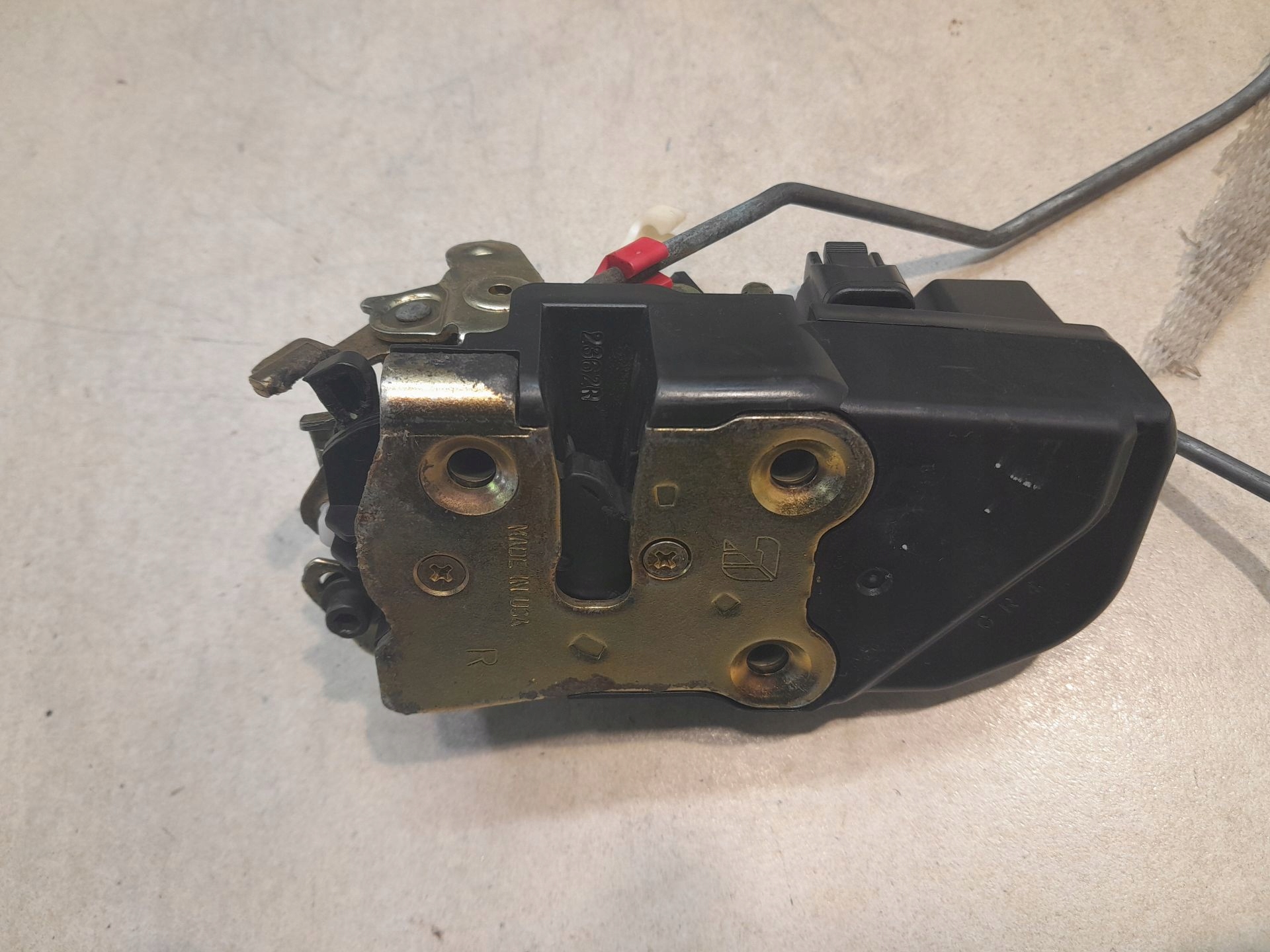 lock door right front CHRYSLER PT CRUISER 4 PIN