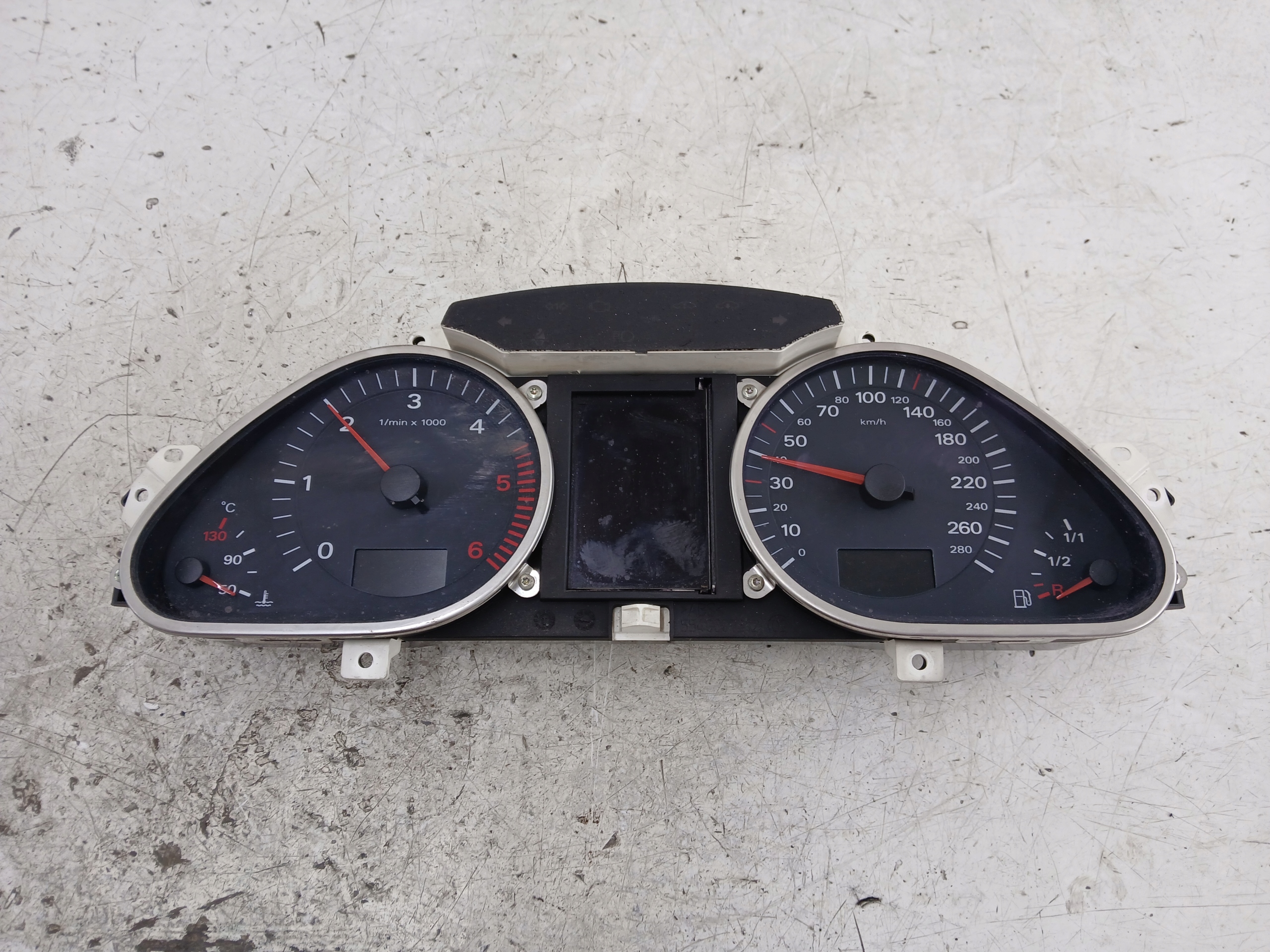 AUDI A6 C6 3.0 TDI dials dials 4F0920900S