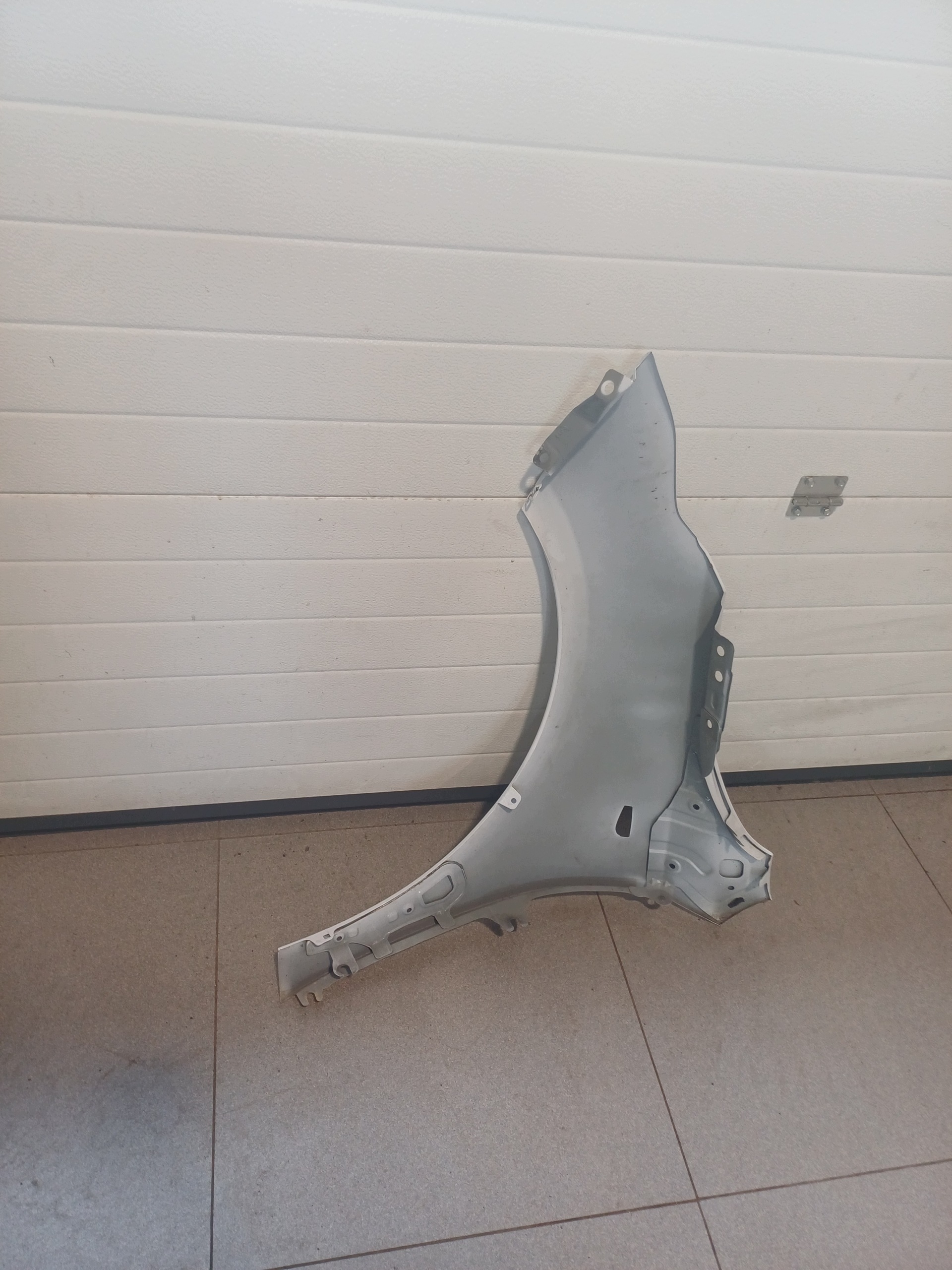 fender right front front KIA CEED III 3 18R
