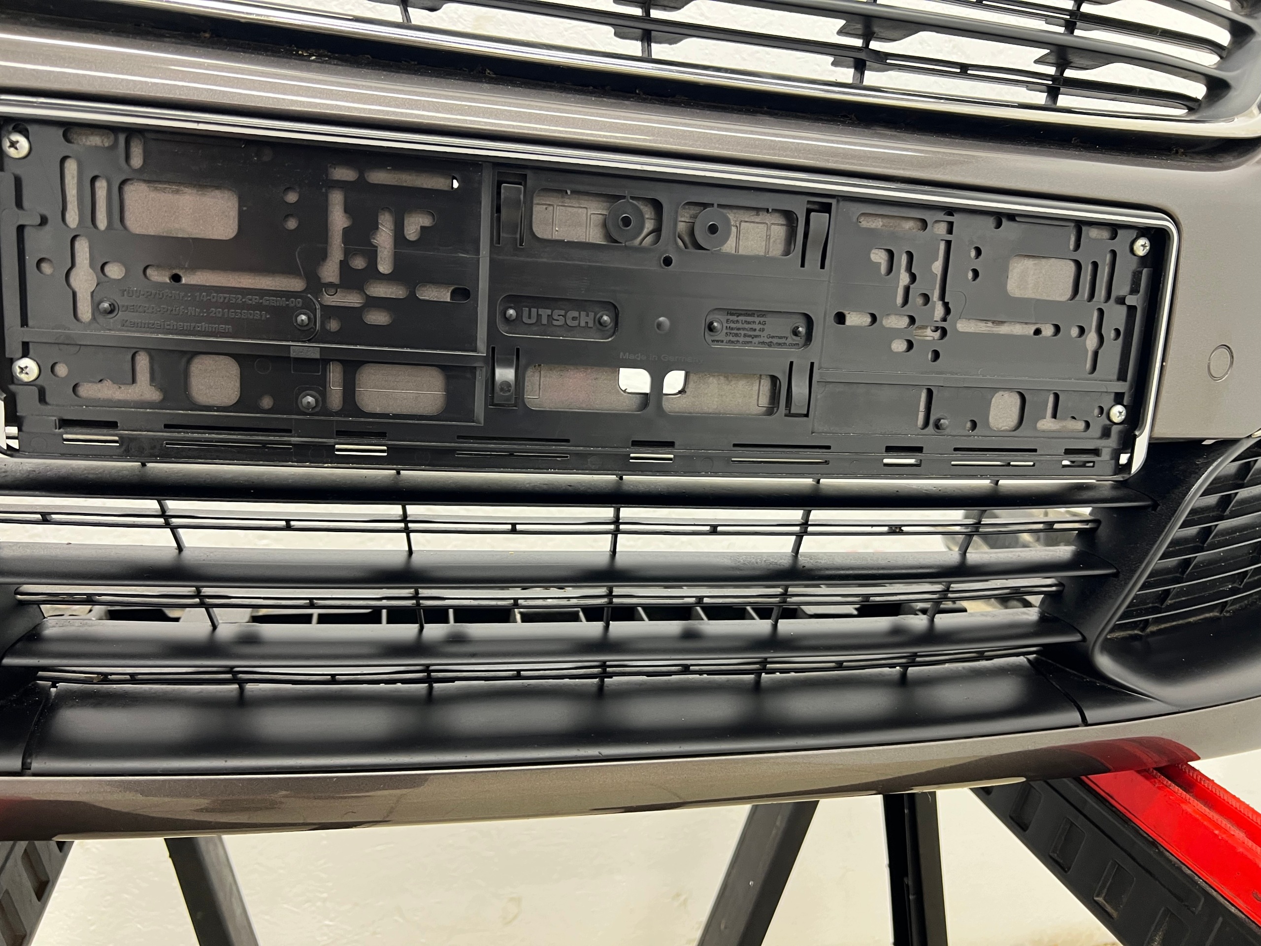 PEUGEOT 308 II T9 bumper front complete 4XPDC LED W colour KKSD