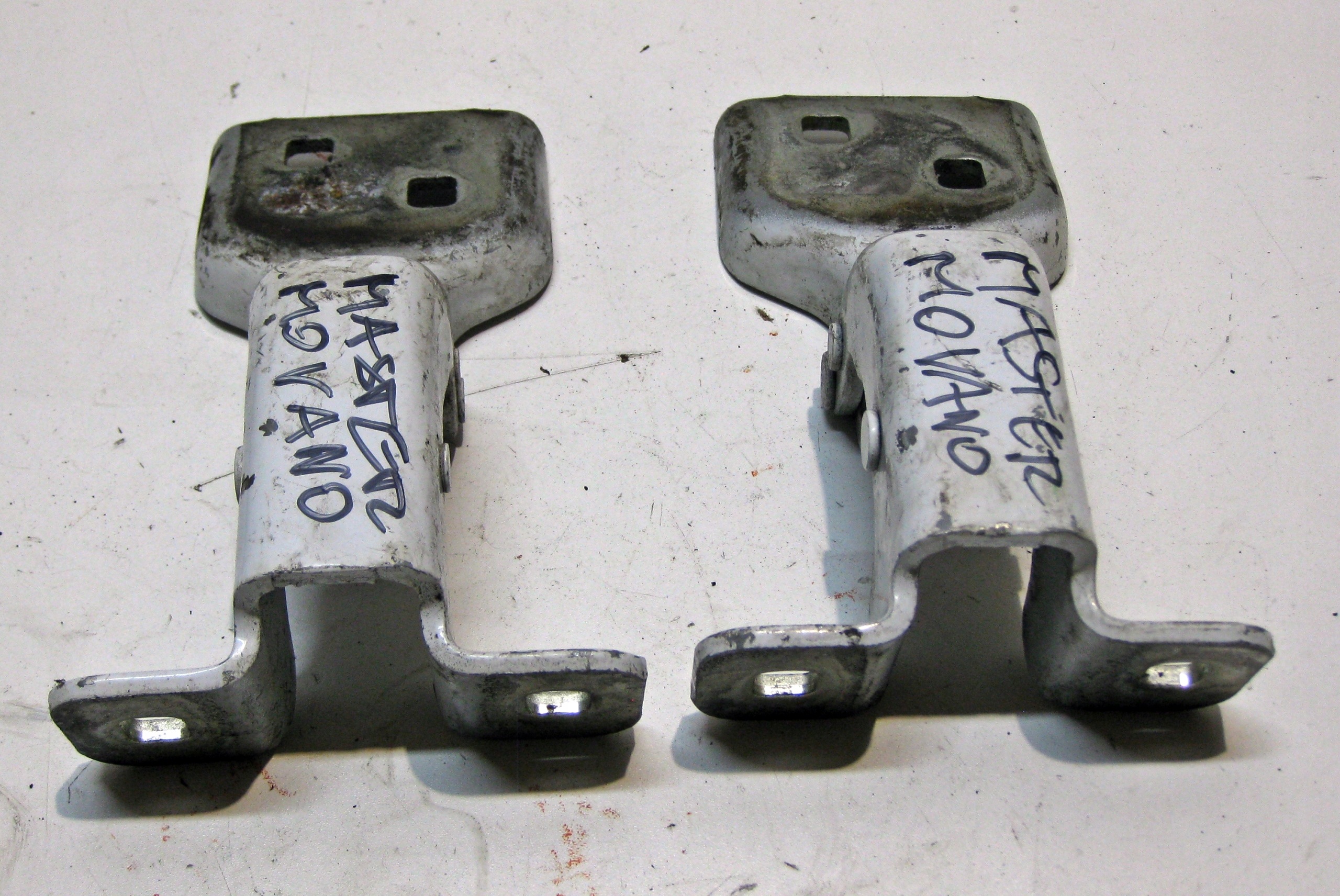 RENAULT MASTER III LIFT hinge door front left right 804000006R