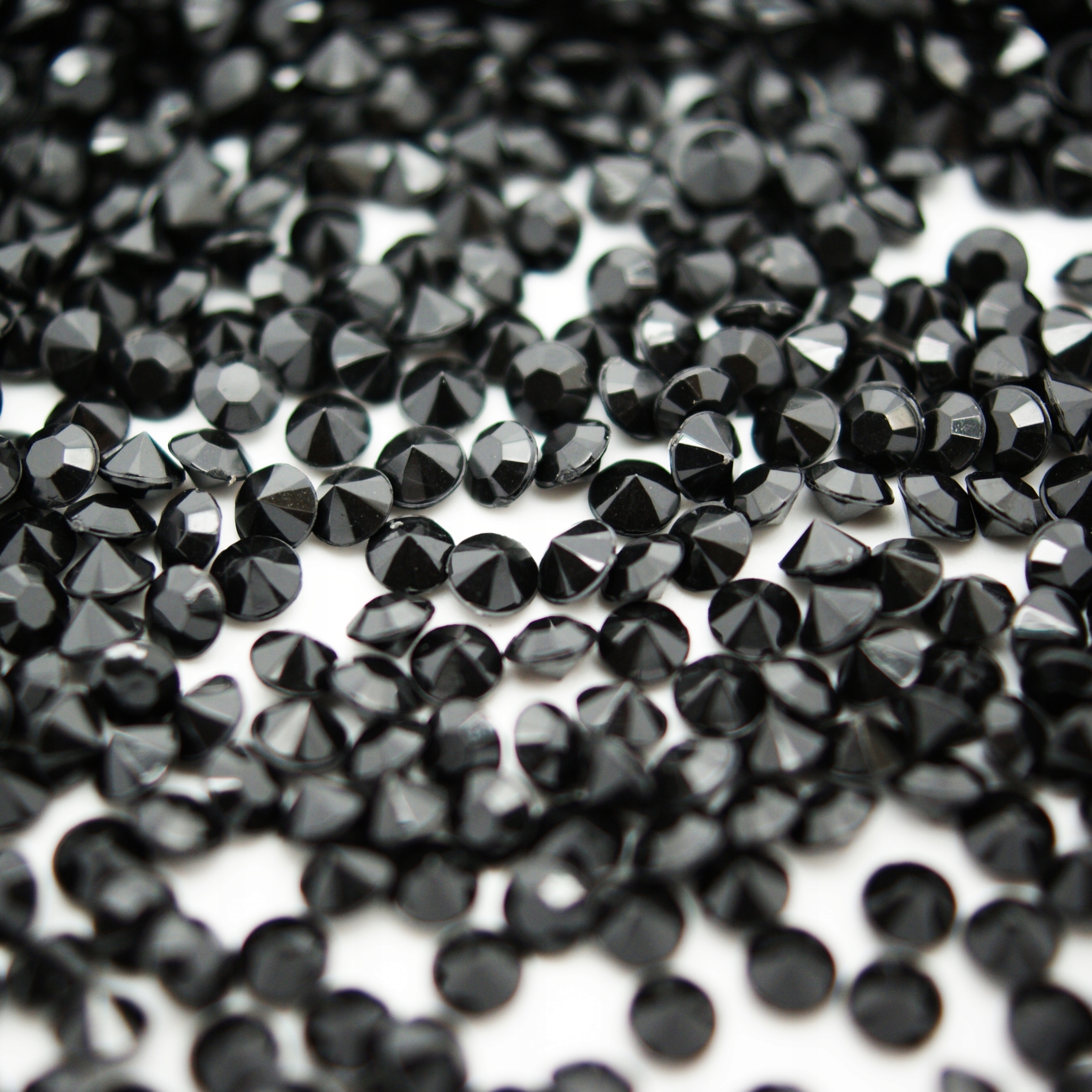 

Konfetti Diamentowe Kryształki Czarny 4,5mm 1000