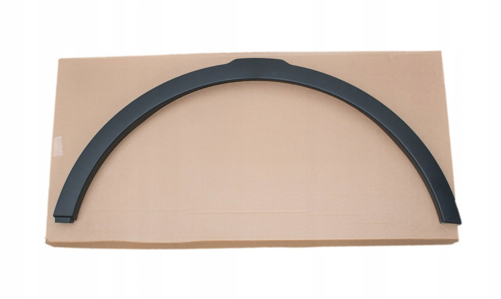 listwa łuk błotnika przedniego RH EVOQUE 2011-18