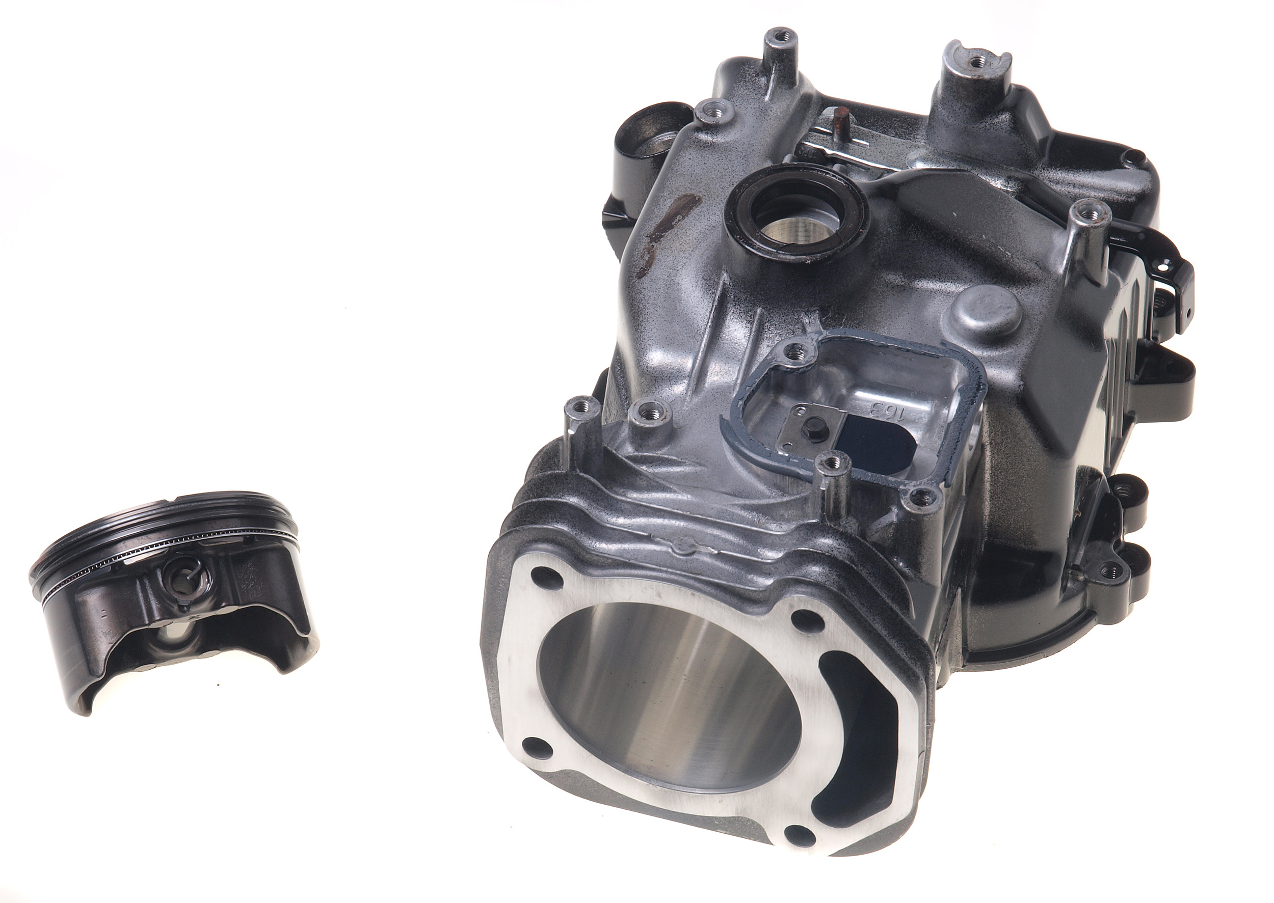 

Cylinder tłok pierścienie Briggs 68mm 675E 594100