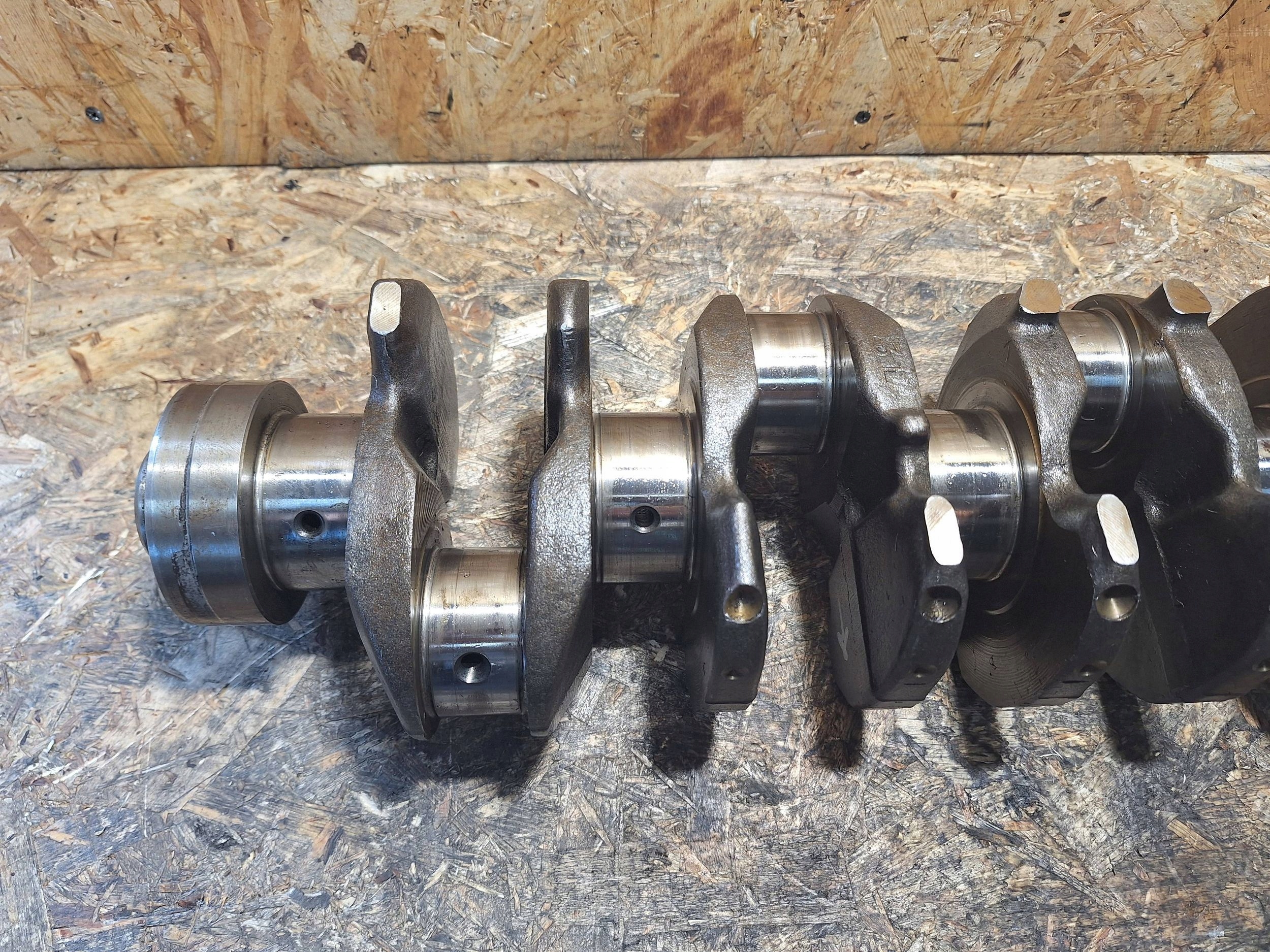 crank 3L TOYOTA HILUX V 88-91 2.8 D NOMINAL