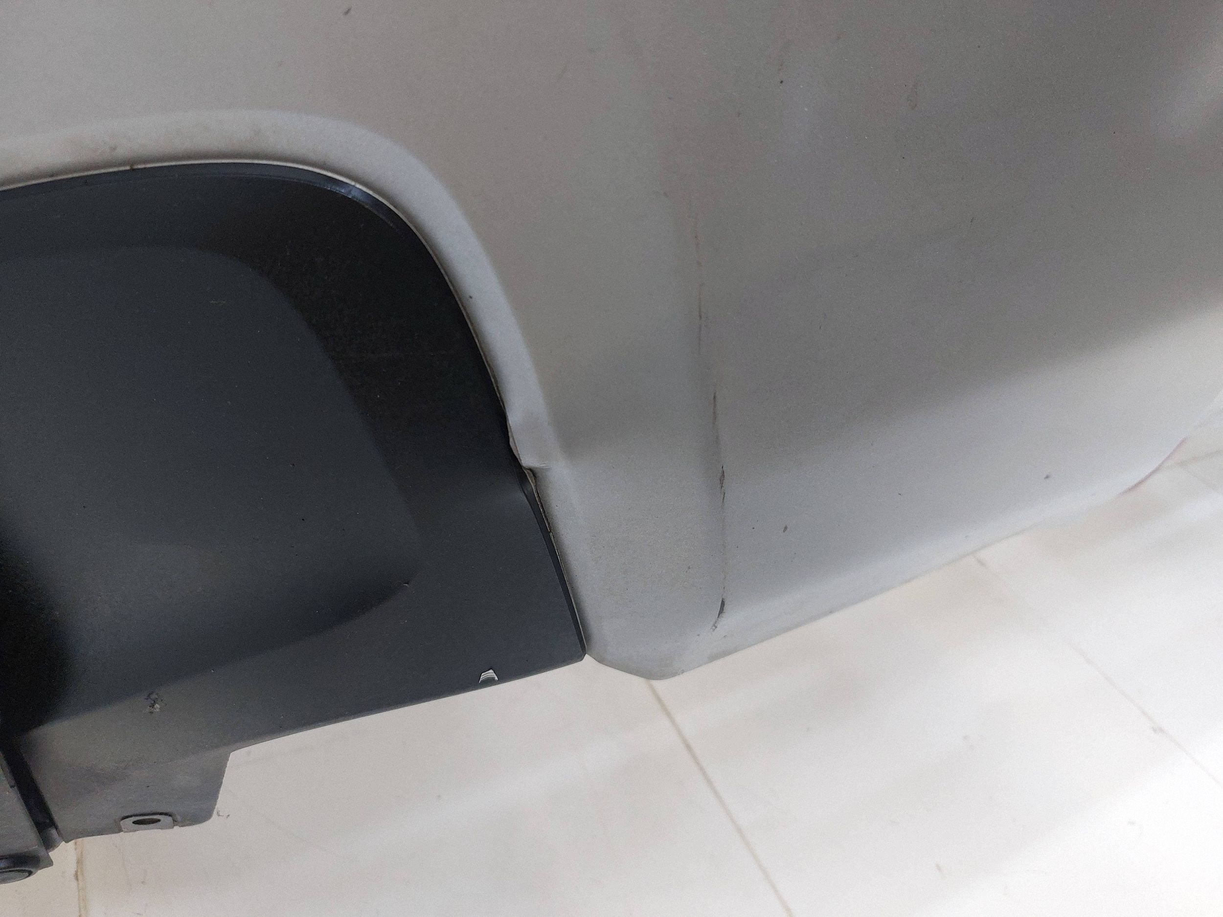 TOYOTA HILUX IX 9 GR SPORT 2025 -> bumper front front