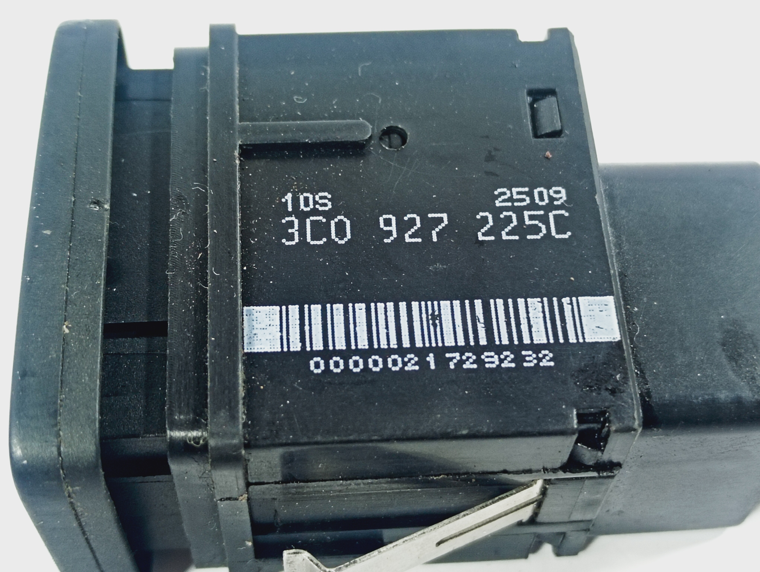 switch switch electric brake OE 3C0927225C VW Passat B6 05-10
